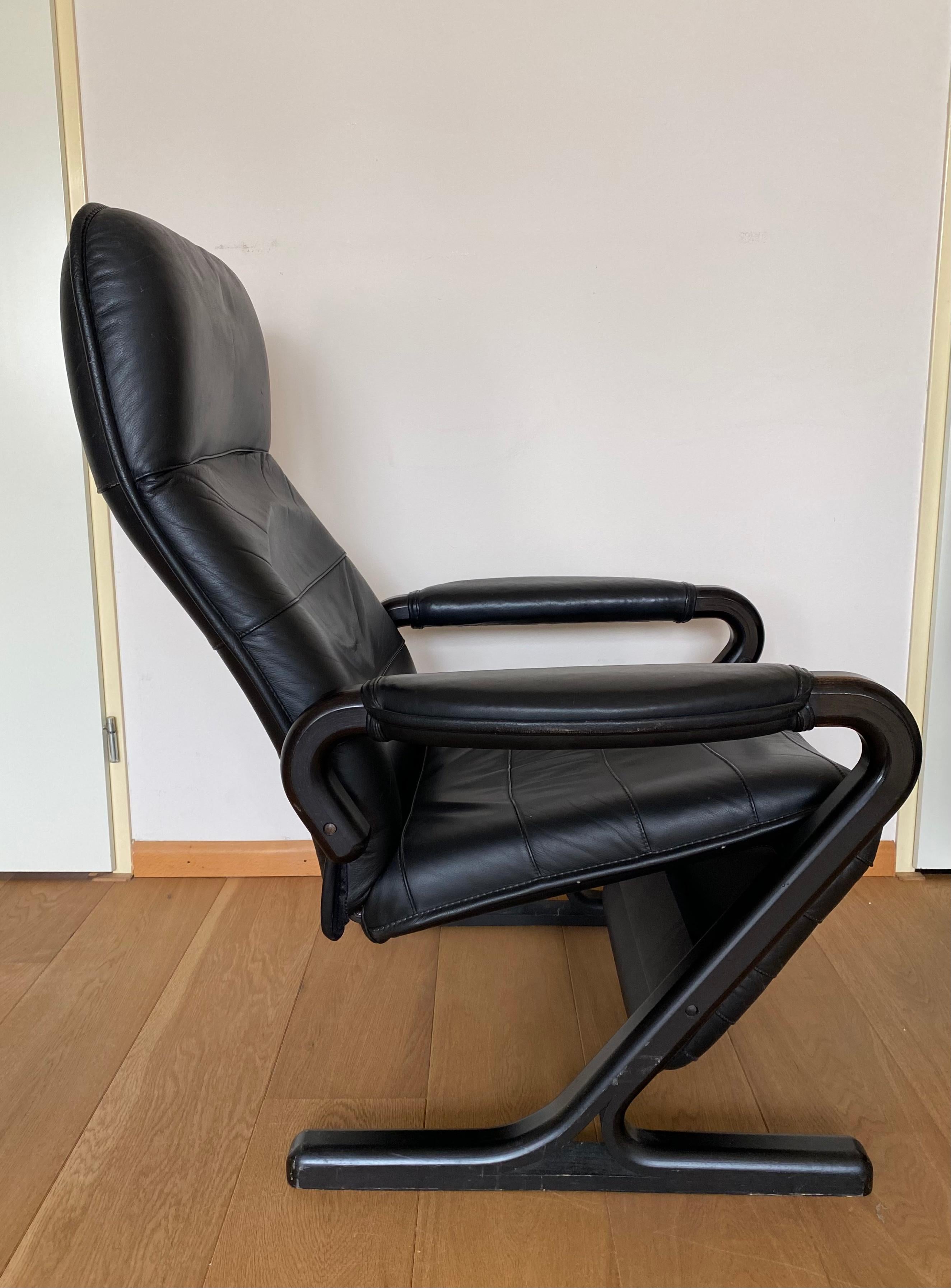Metal Black Leather and Bentwood Recliner Chair, ca. 1980s