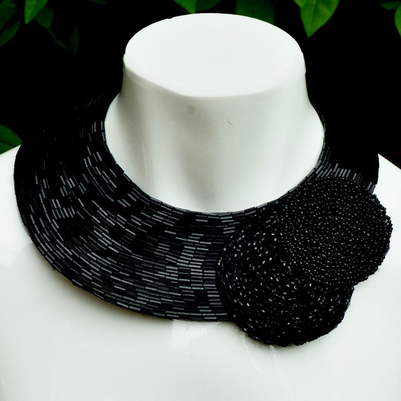 Black Leather and Black Beaded Collar Necklace with Flower Detail In Good Condition For Sale In London, GB