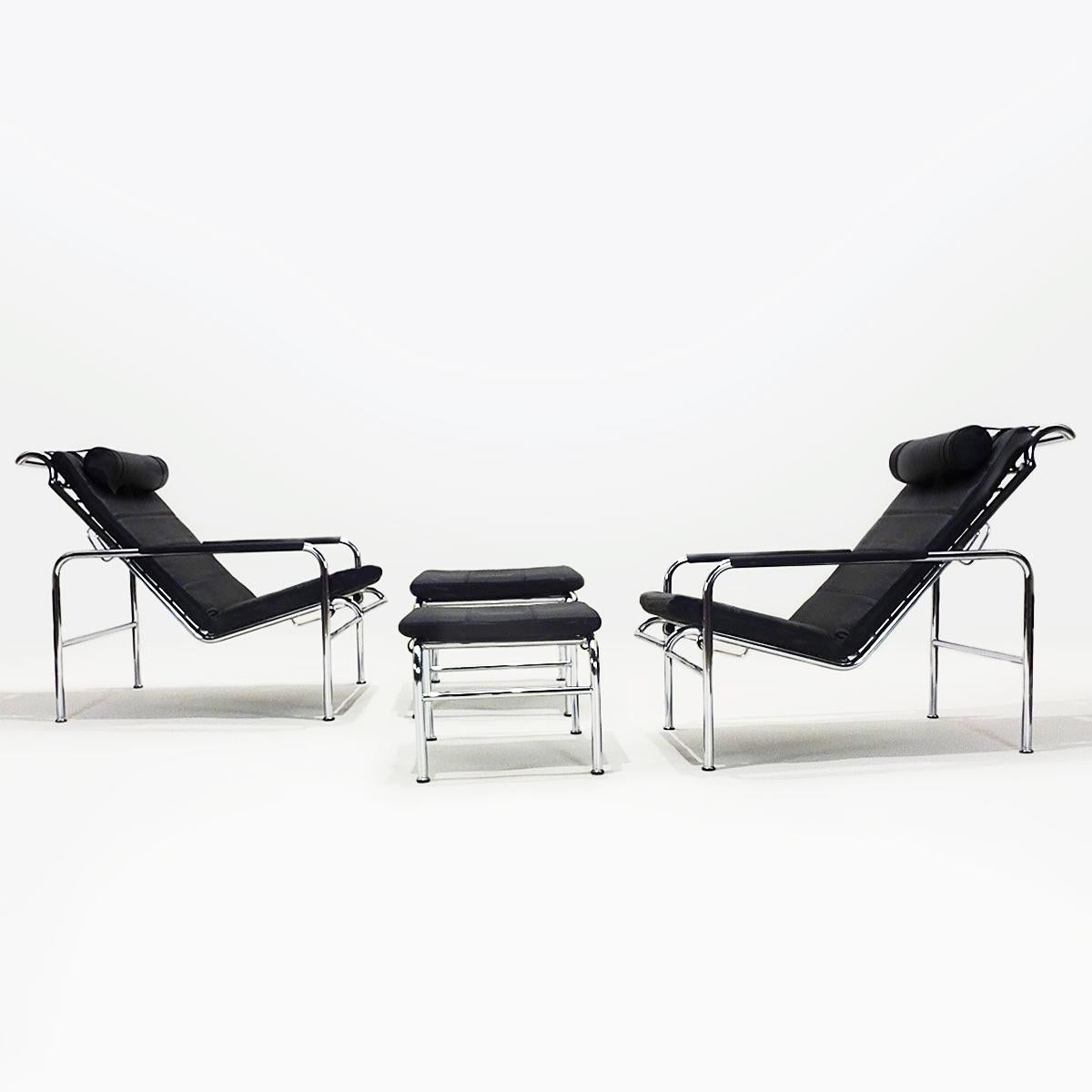 Black Leather and Chrome Gabriele Mucchi Genni Reclining Chair and Ottoman 4