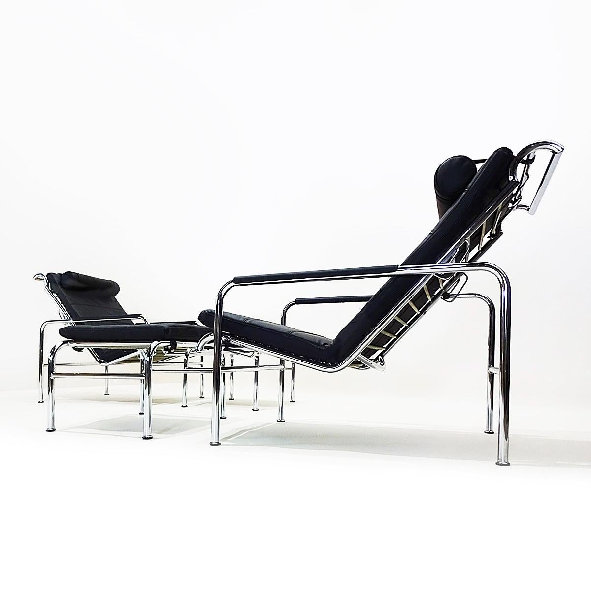 Black Leather and Chrome Gabriele Mucchi Genni Reclining Chair and Ottoman 5