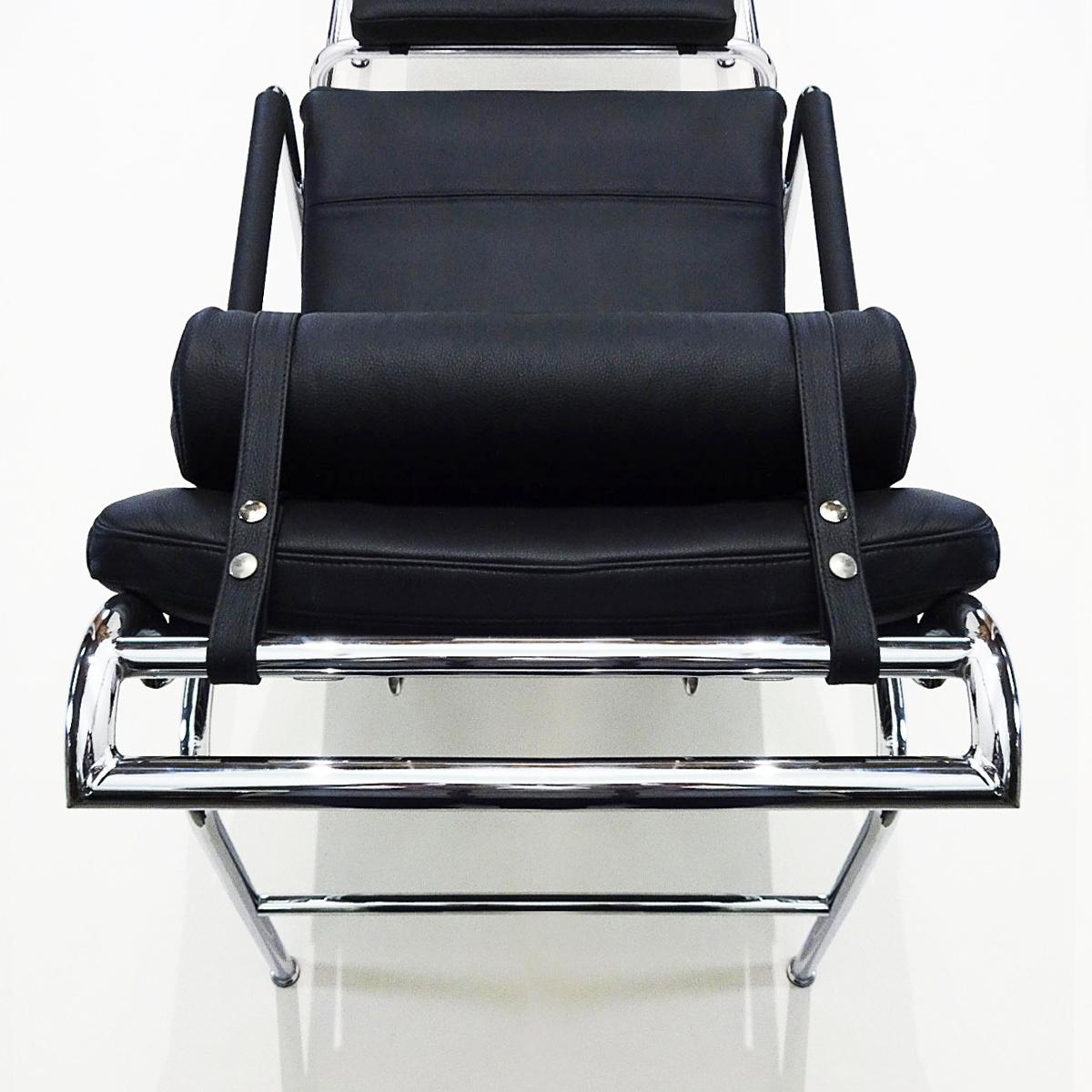 Black Leather and Chrome Gabriele Mucchi Genni Reclining Chair and Ottoman 1