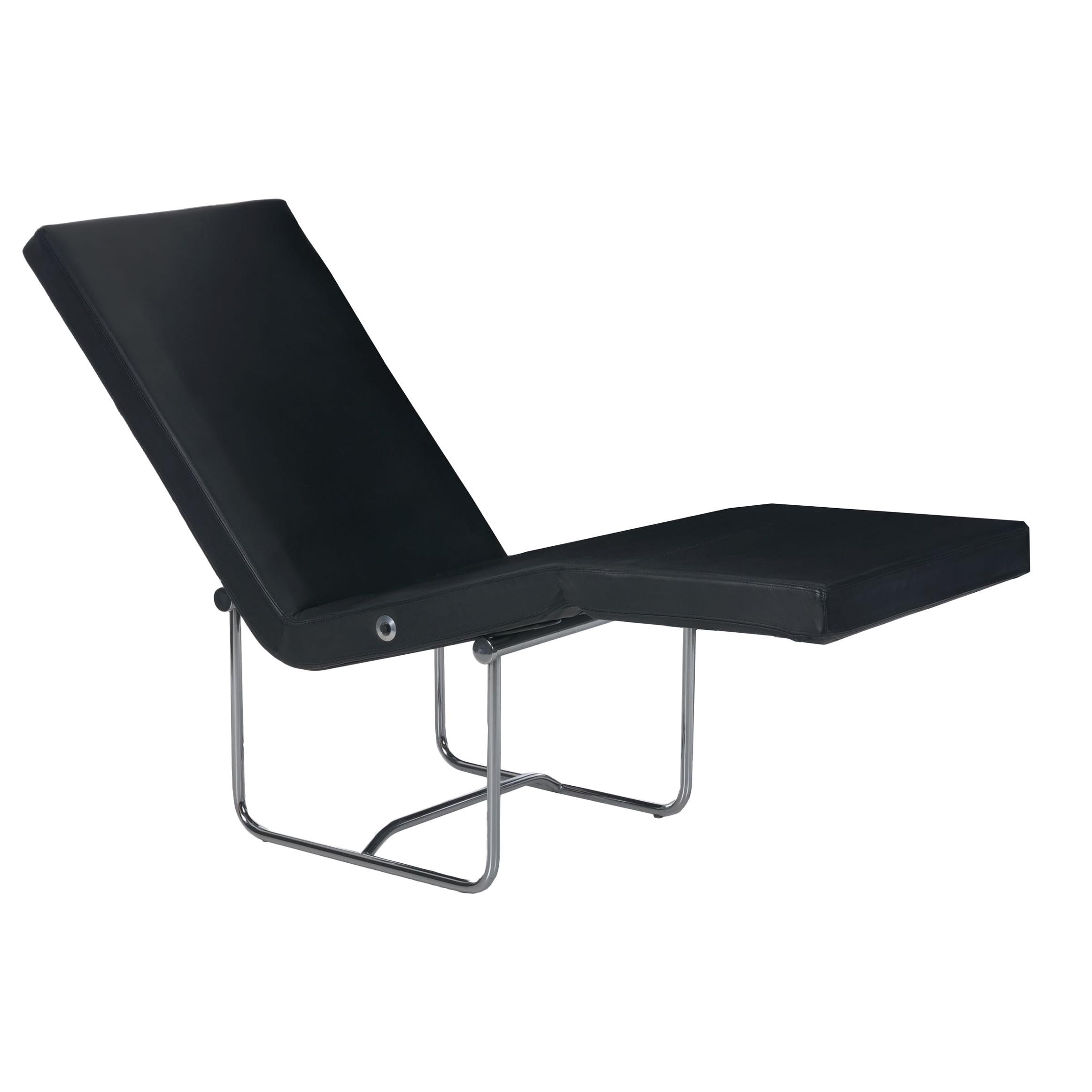 Black Leather and Chrome Tubular Steel Chaise Lounge by Ligne Roset