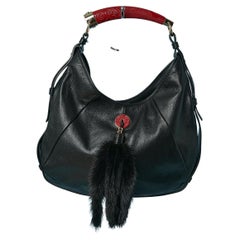 Borsa a tracolla Mombasa in pelle nera e visone con manico rosso YSL Rive Gauche
