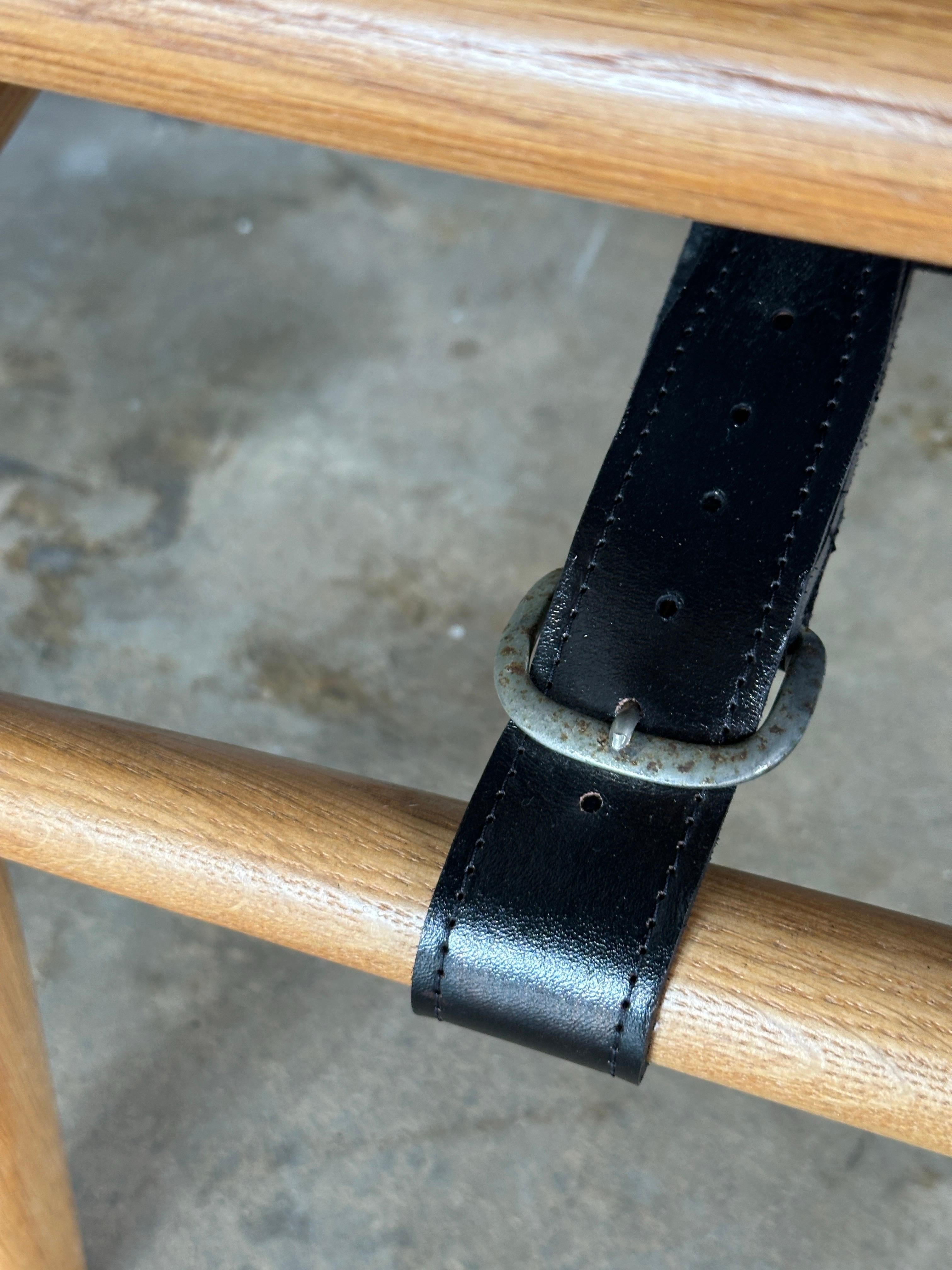 Sedia a fionda in pelle nera e Oak, di Dux in vendita 10