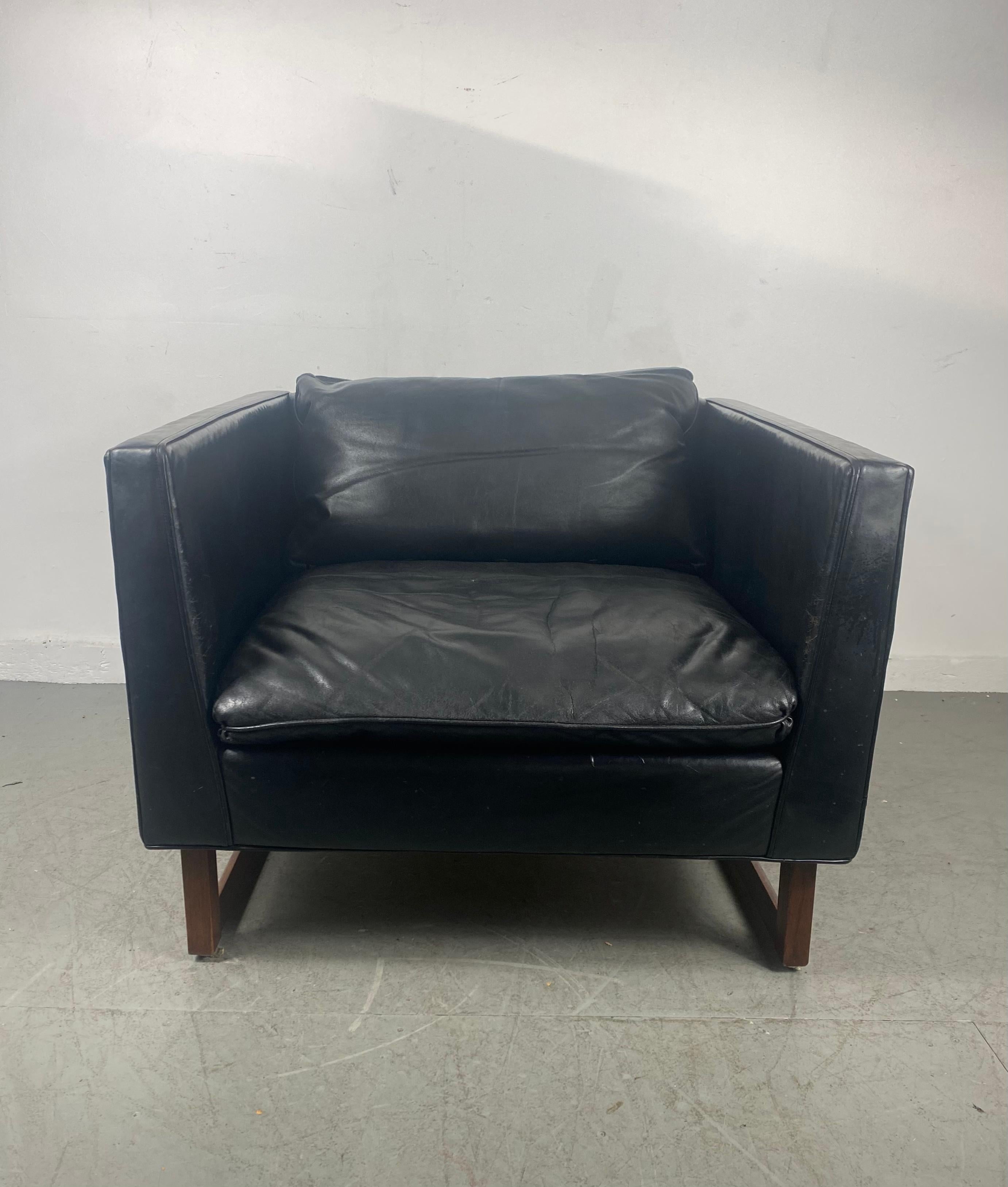 Stunning black leather 'cube' lounge chair attributed to Milo Baughman for Thayer Coggen, Stunning, classic design, amazing black saddle leather, rosewood sled base, I believe down filled seat and back cushions, Superior quality and construction,