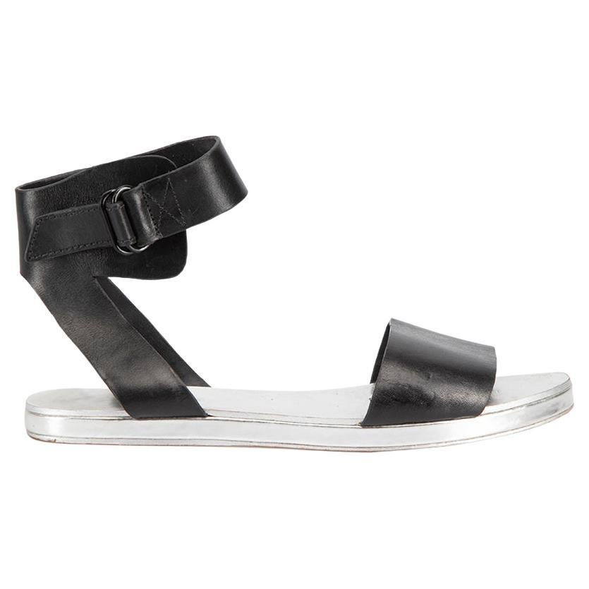 Black Leather Ankle Strap Flat Sandals Size IT 38.5 For Sale