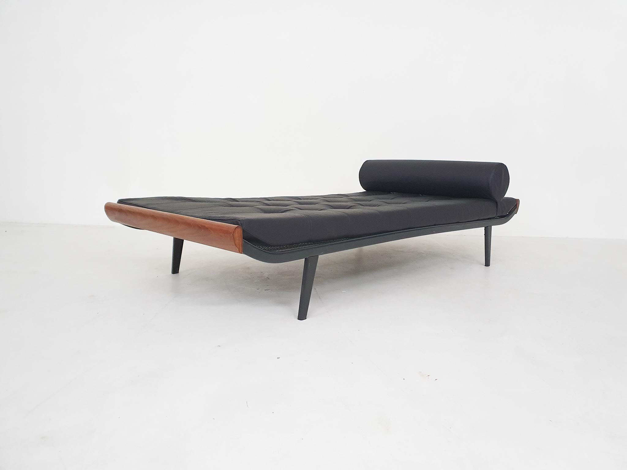 Metal Black Leather A.R. Cordemeyer for Auping “Cleopatra” Daybed The Netherlands 1953