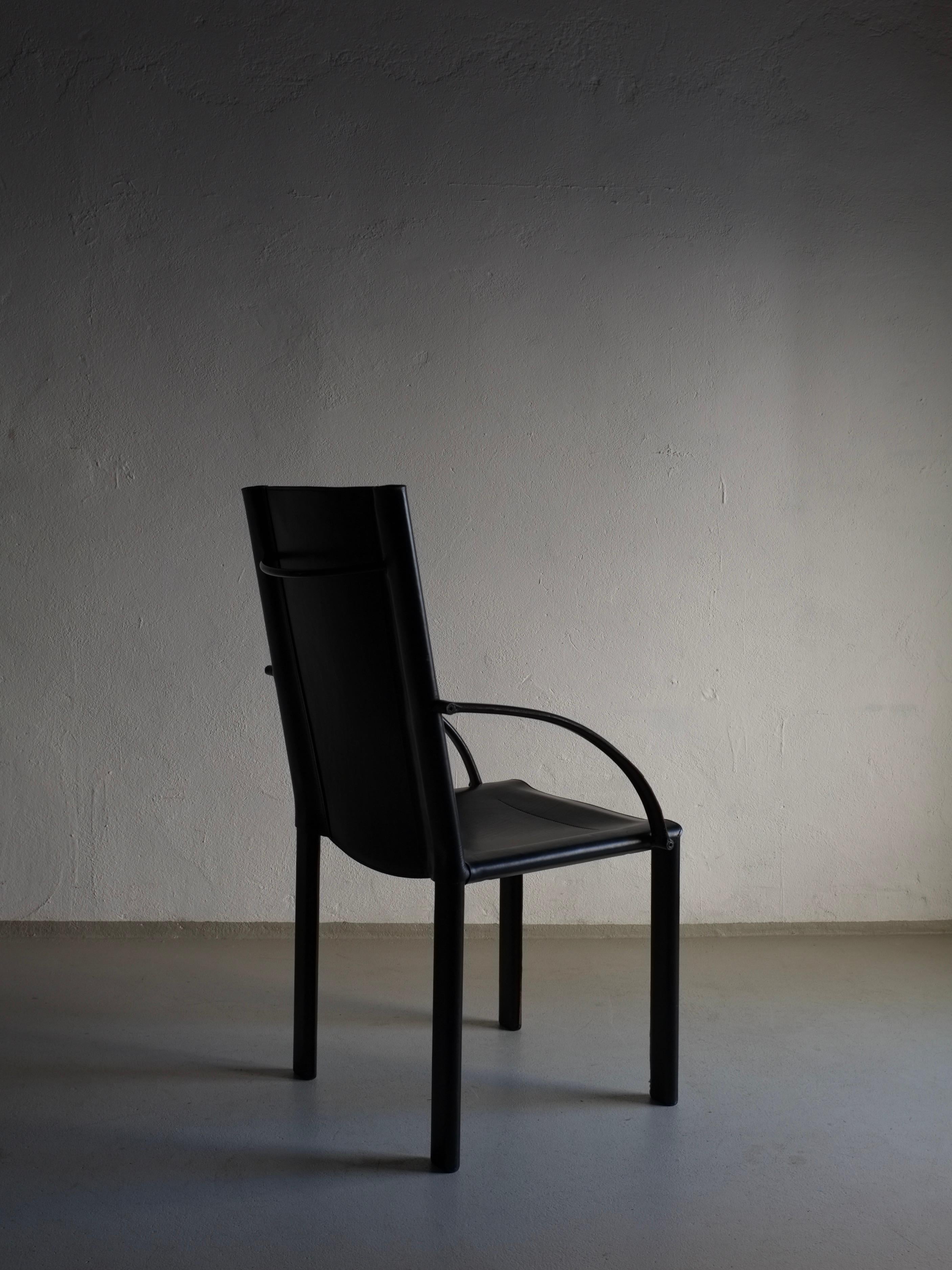 Black Leather Armchair by Carlo Bartoli for Matteo Grassi, Italy, 1980s In Good Condition For Sale In Rīga, LV