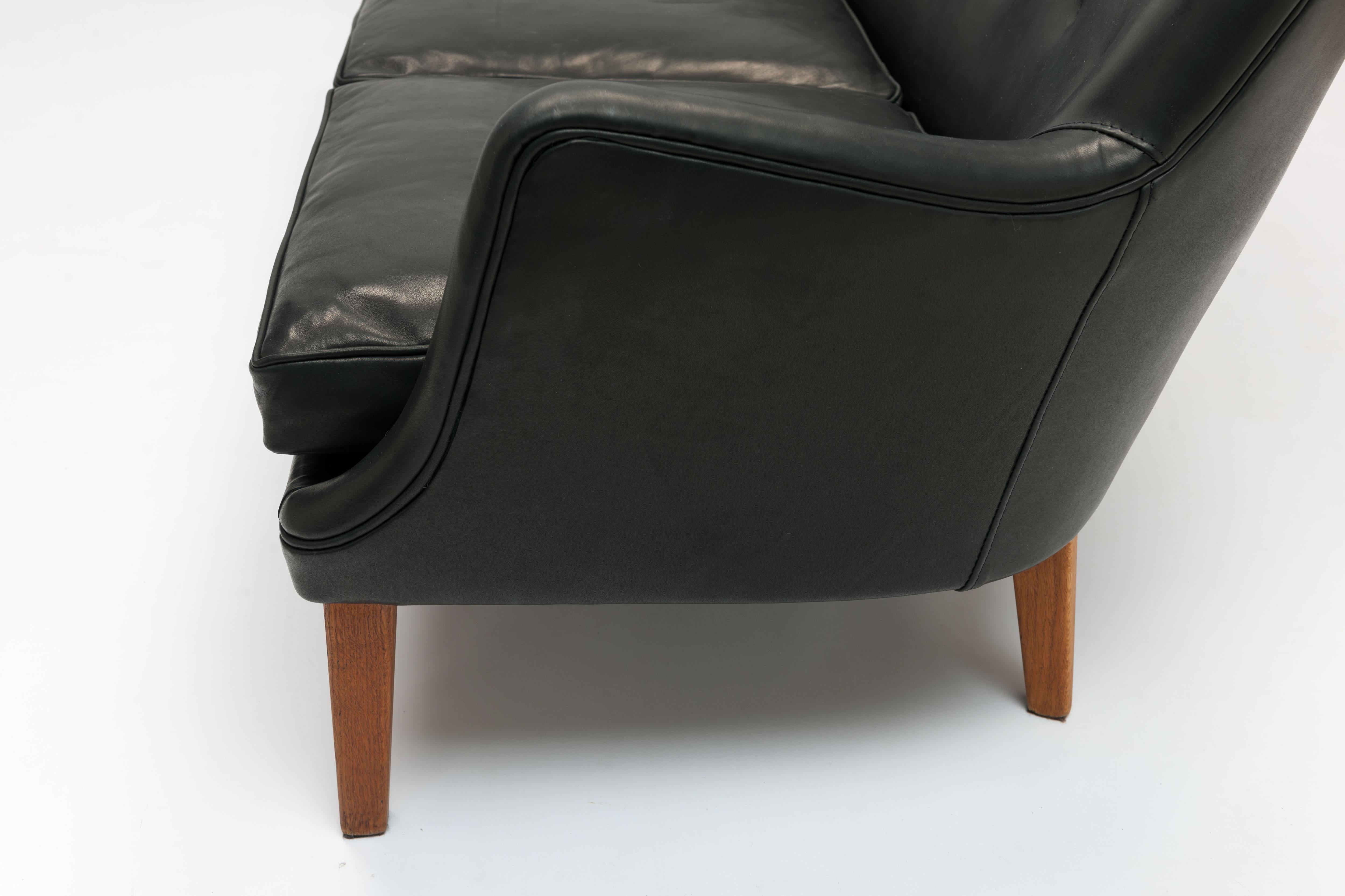 Mid-20th Century Black Leather Arne Vodder AV53 / 3 Sofa, Ivan Schlechter, Denmark