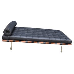 Black leather Barcelona Daybed by Ludwig Mies van der Rohe for Knoll