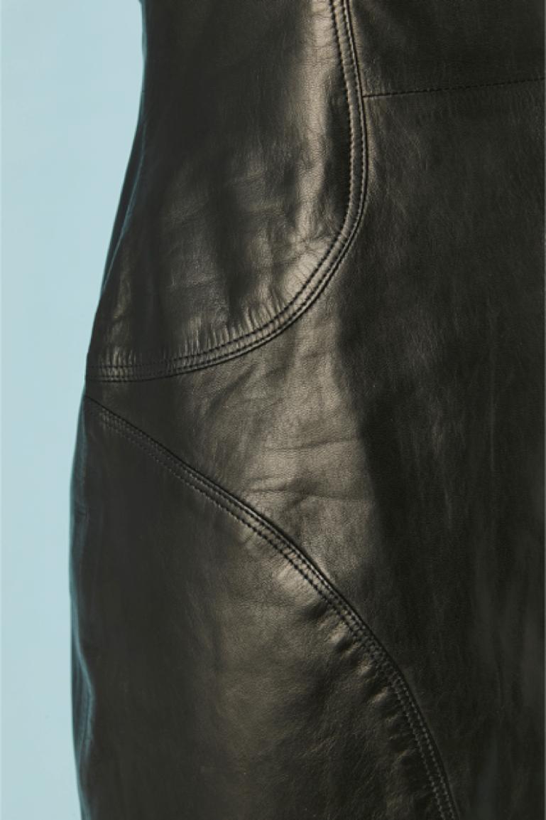 Black leather bustier dress Gianni Versace In Excellent Condition For Sale In Saint-Ouen-Sur-Seine, FR