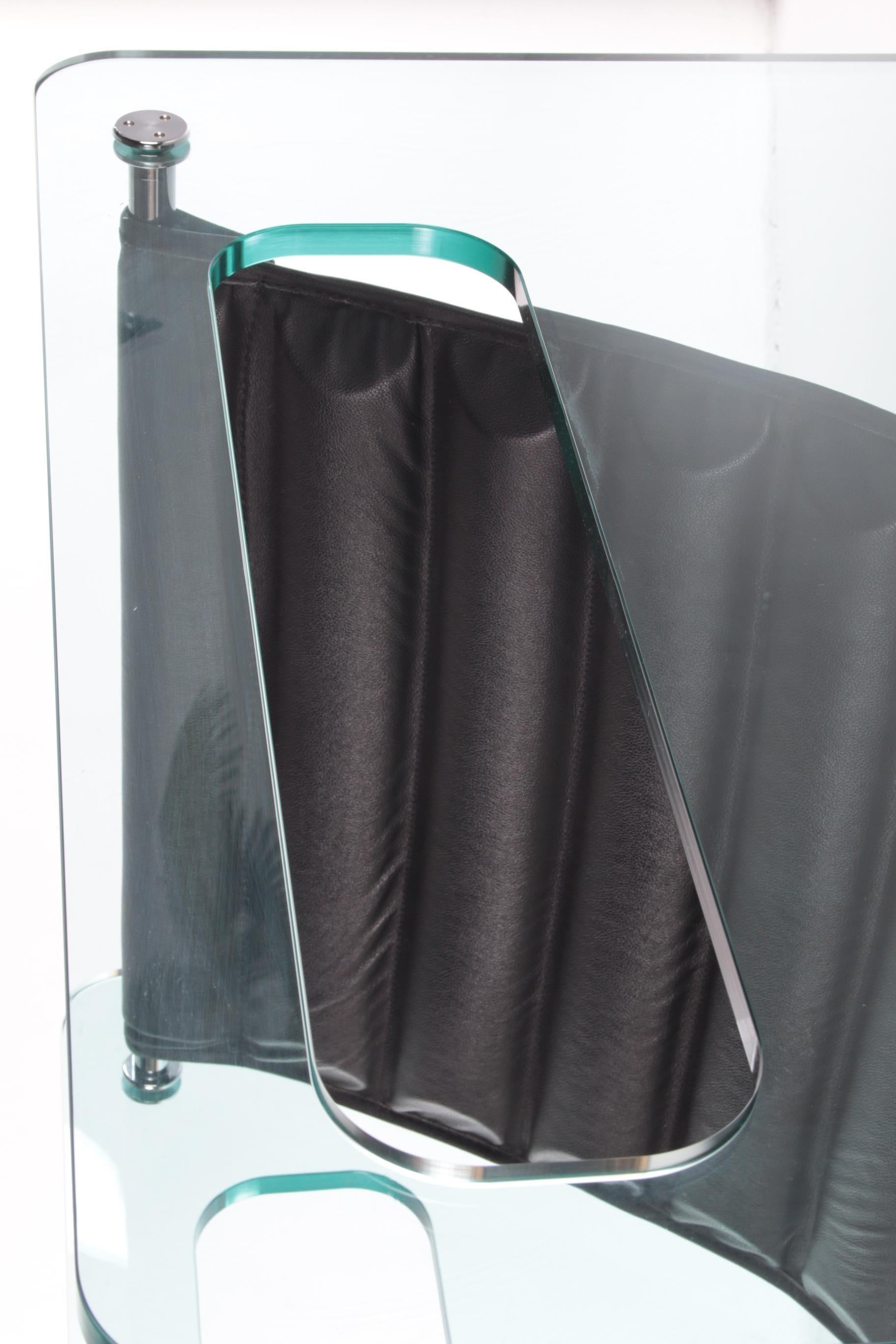 Silla de cuero negro de Giovanni Tommaso Garattoni Italia Cristal y cuero negro en venta 1