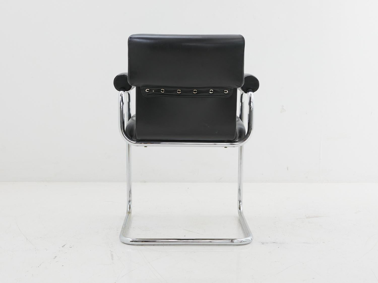 Black Leather Chair by Guido Faleschini, 1970s 2