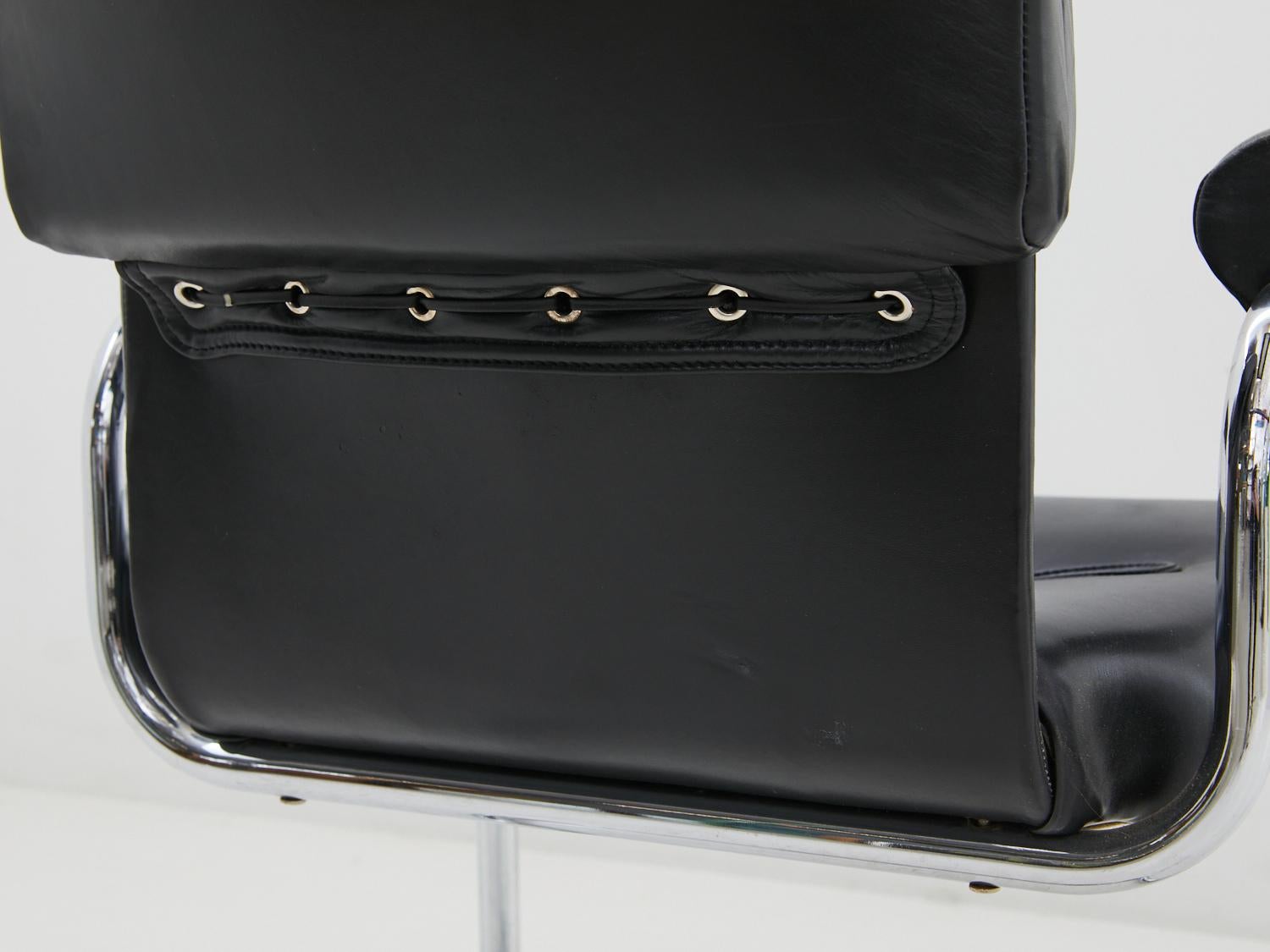 Black Leather Chair by Guido Faleschini, 1970s 3