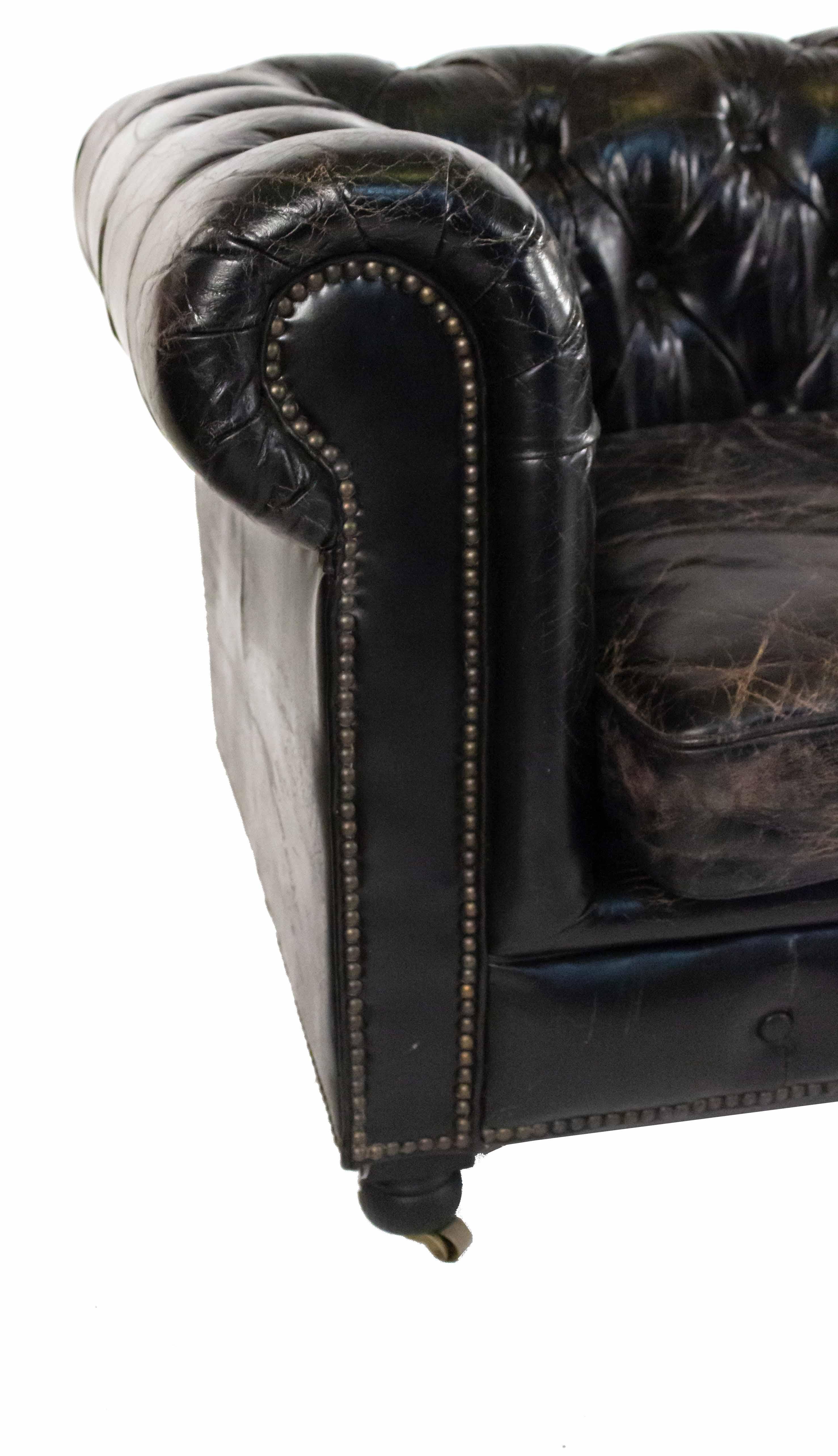 Black Leather Chesterfield Sofa 1