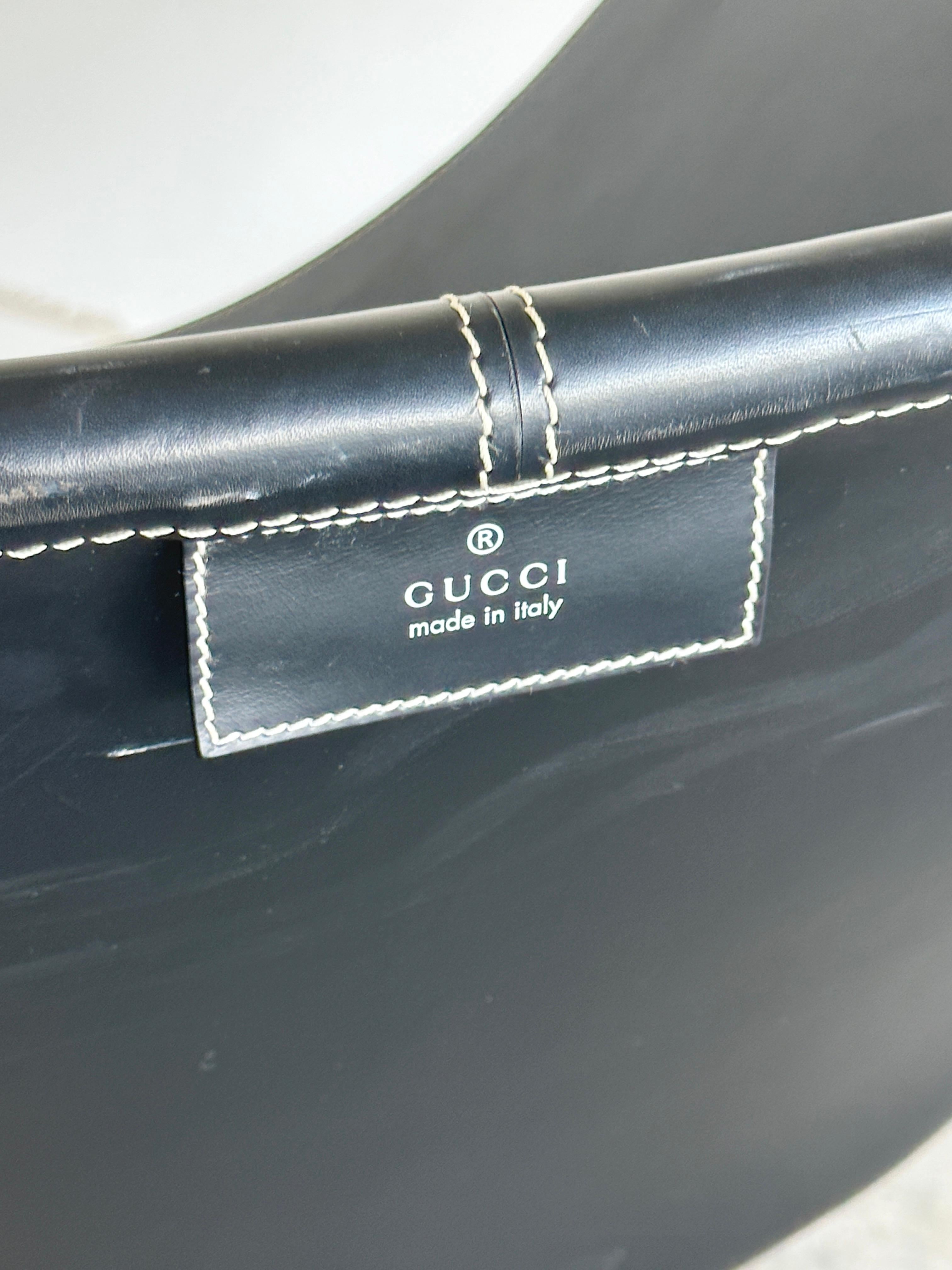 Black leather club chair by Tom Ford for Gucci In Fair Condition For Sale In Kleinburg, ON