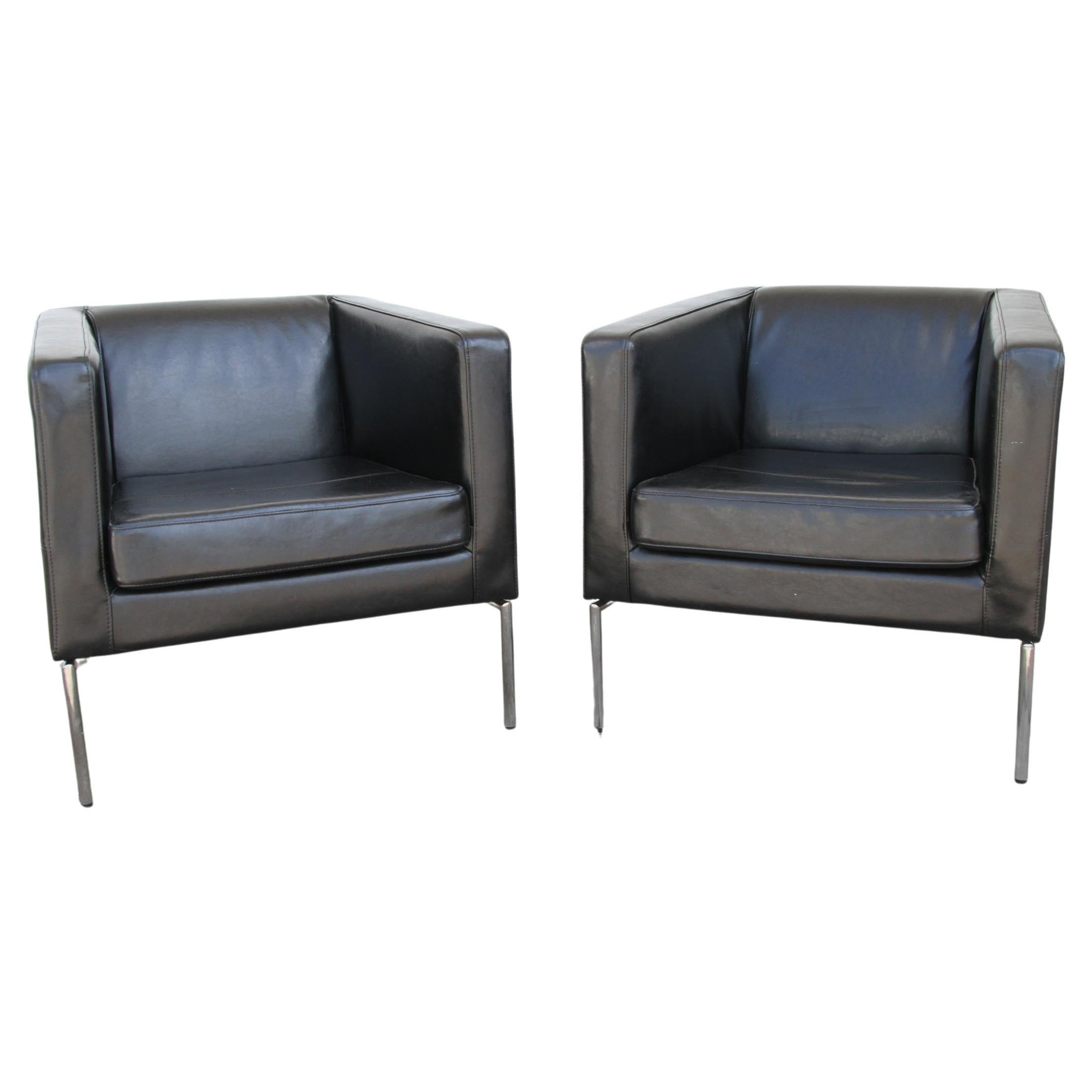Black leather club chairs For Sale