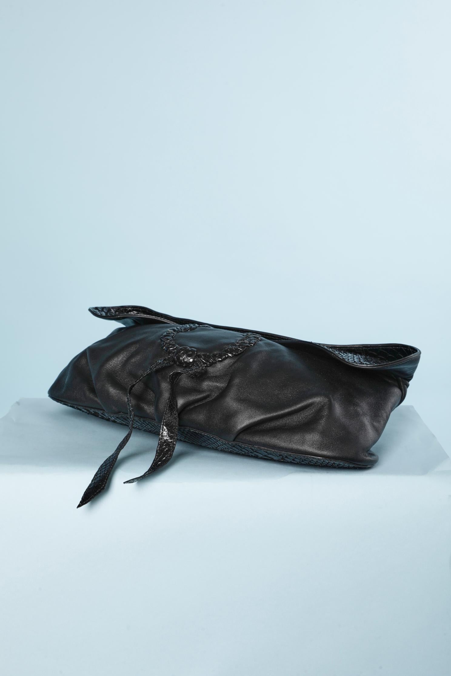 Black leather clutch NINA RICCI For Sale 1