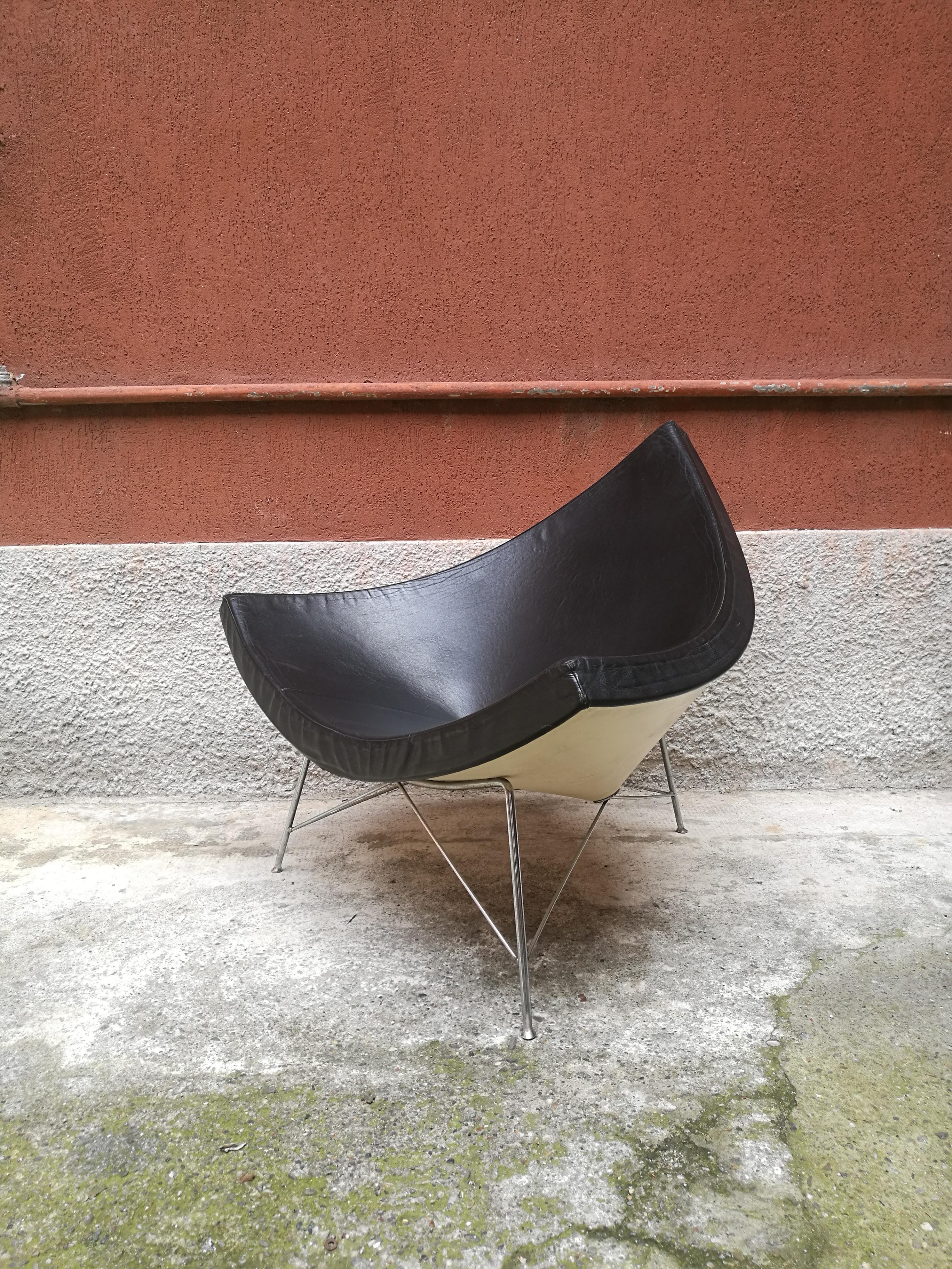 Schwarzer Sessel aus schwarzem Leder aus Kokosnussholz von George Nelson, von 1950 im Zustand „Gut“ in MIlano, IT