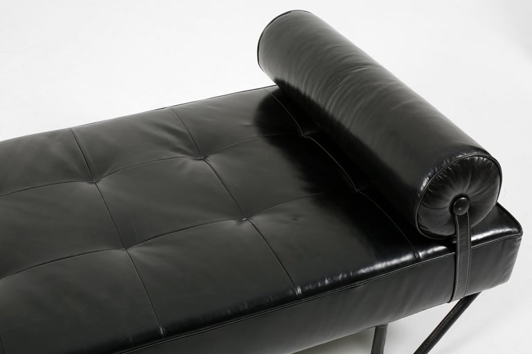 Black Leather Daybed by Jacques Adnet In Good Condition For Sale In London, GB