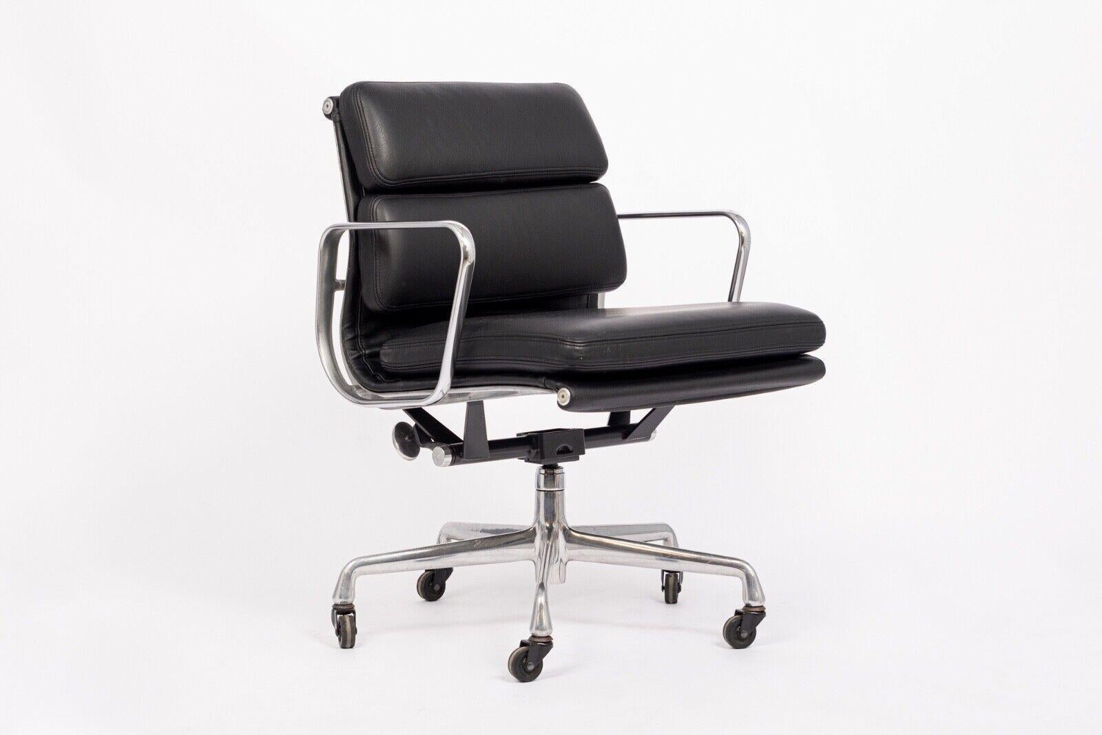 American Black Leather Desk Chair by Eames for Herman Miller Aluminum Group For Sale