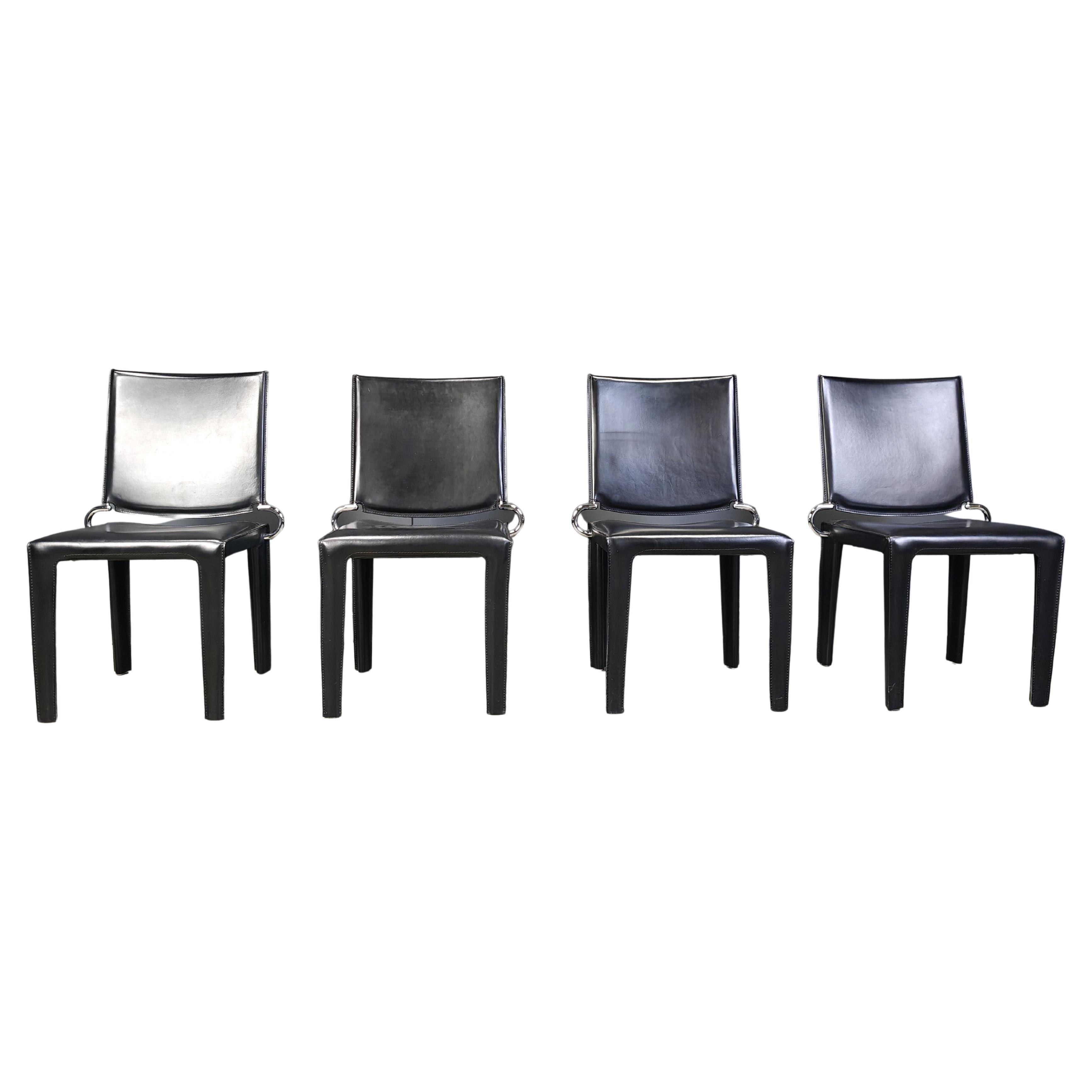 Sillas de comedor de piel negra de Arper italy, años 80 - set de 4 en venta