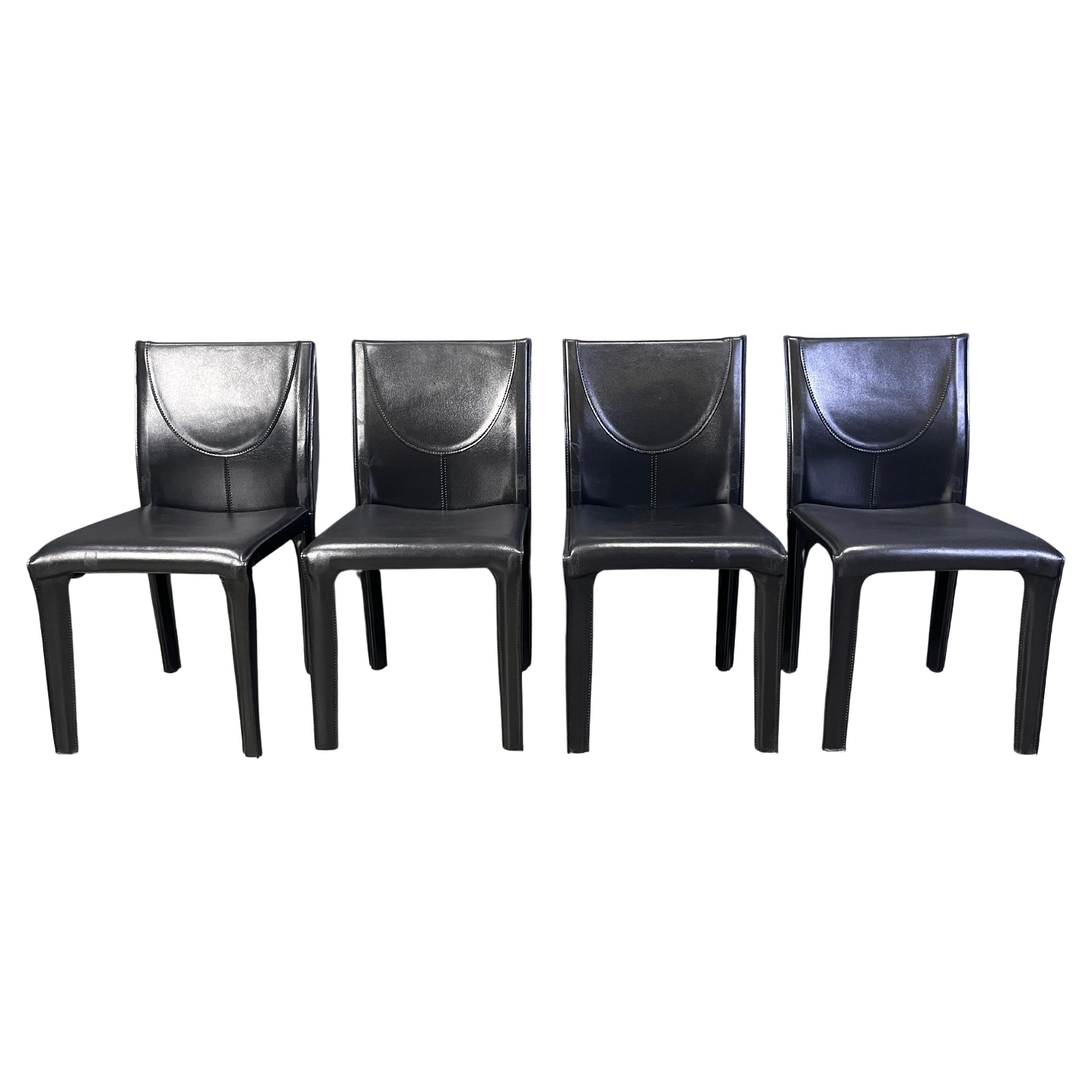 Black leather dining chairs by Arper italy, 1980s - set of 4 in vendita