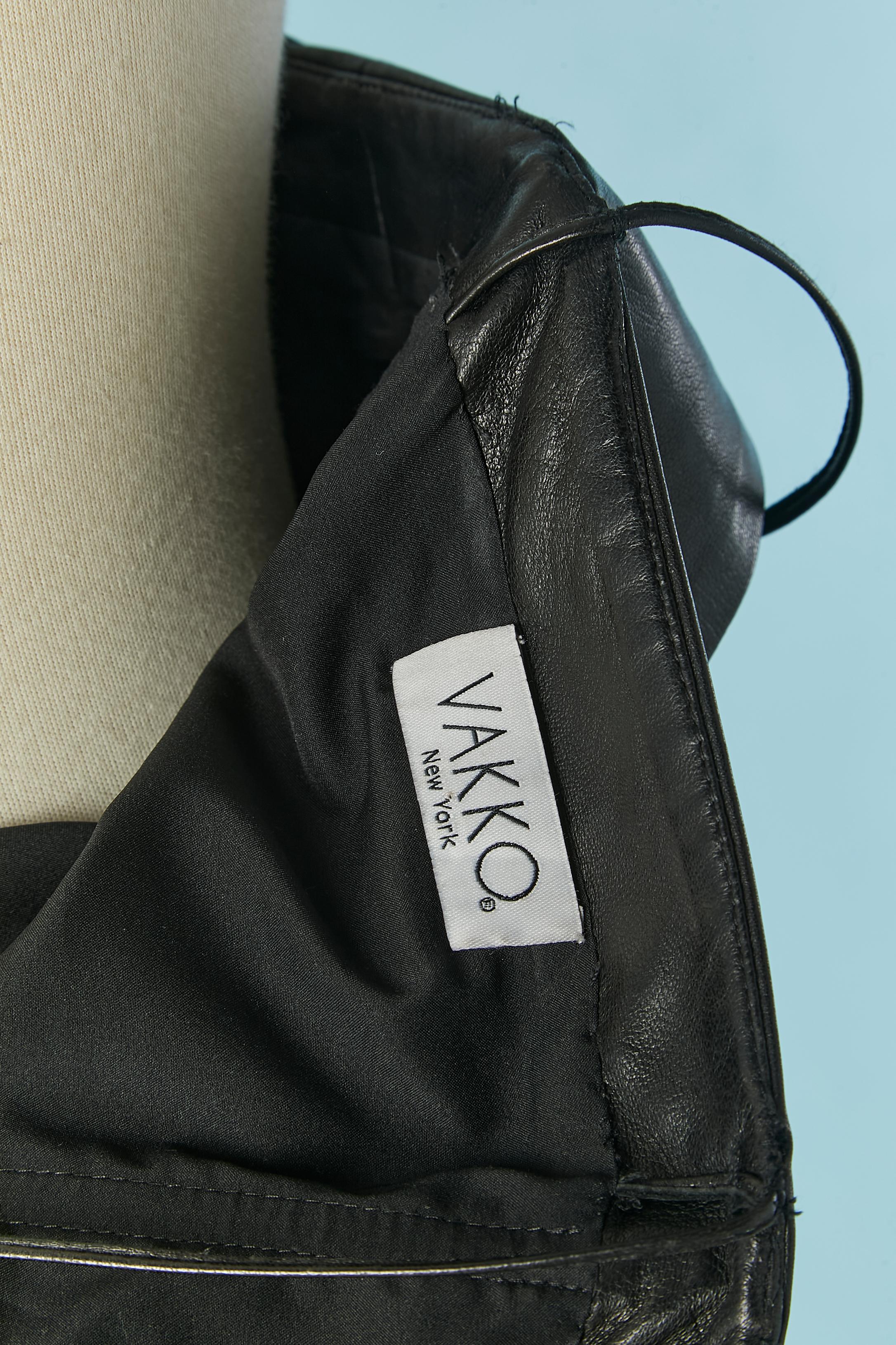 Vestido de cuero negro con volantes de corte VAKKO en venta 1