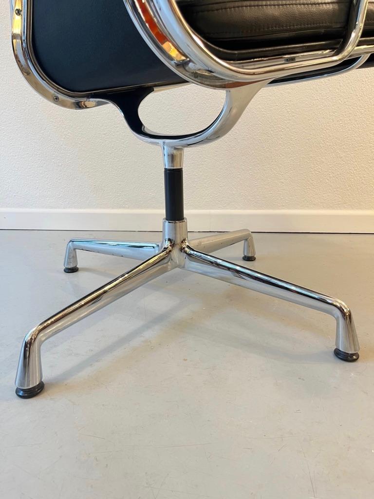 Black Leather EA 207 Soft Pad Office Chair by Charles & Ray Eames 7