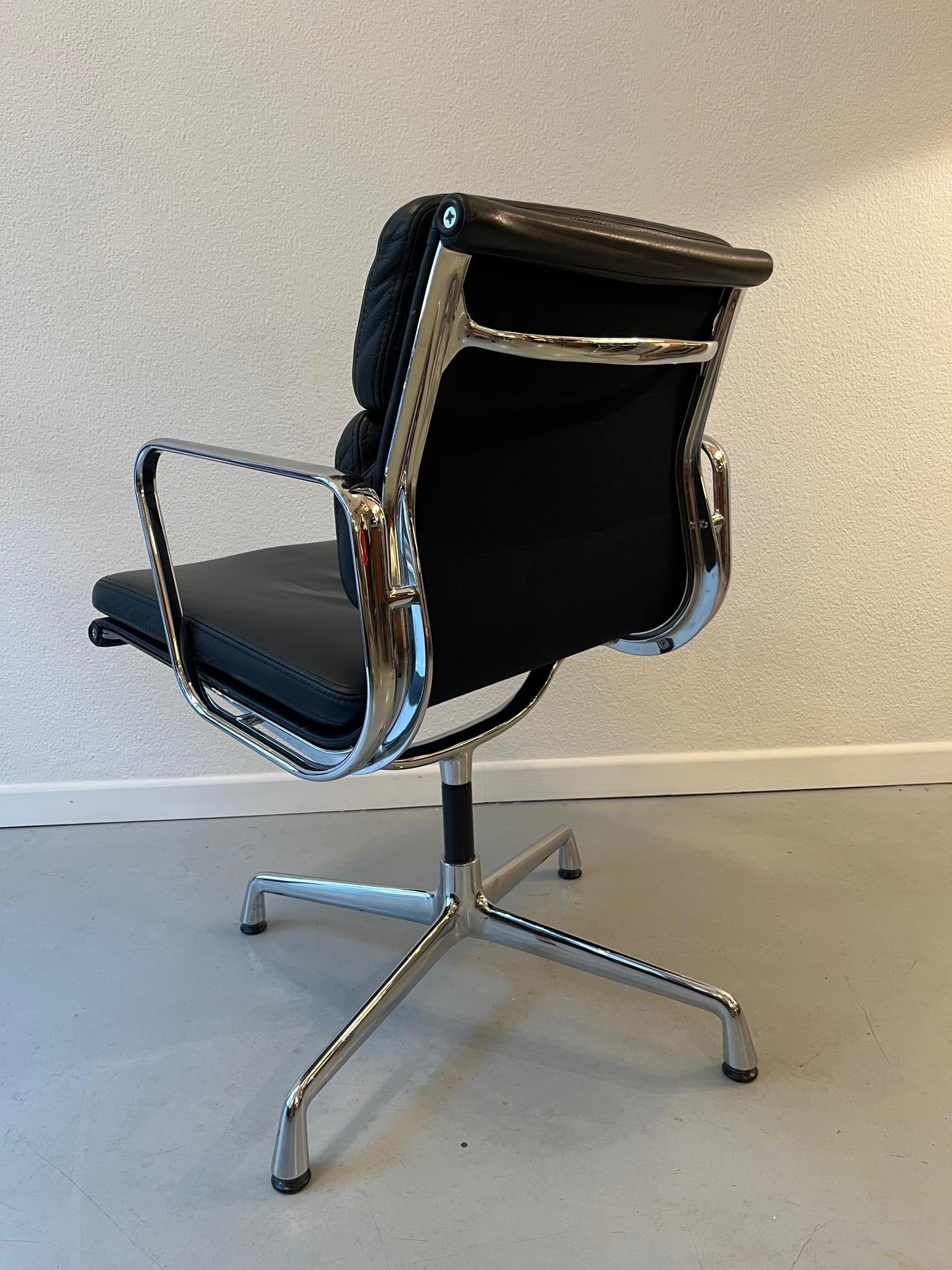 Steel Black Leather EA 207 Soft Pad Office Chair by Charles & Ray Eames