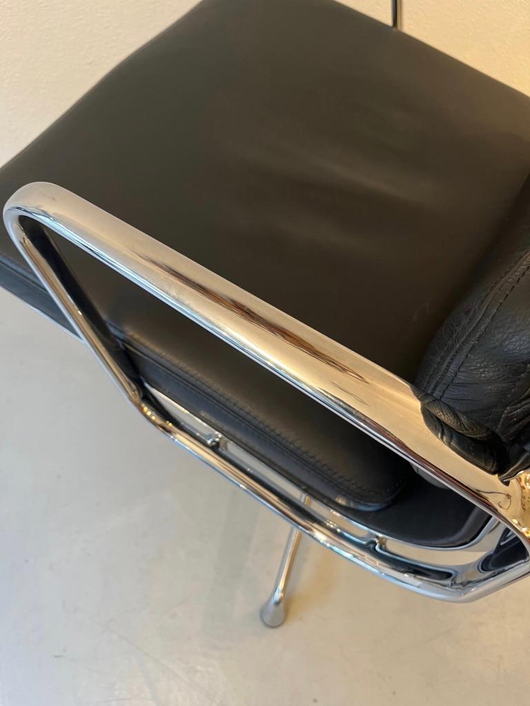 Black Leather EA 207 Soft Pad Office Chair by Charles & Ray Eames 1