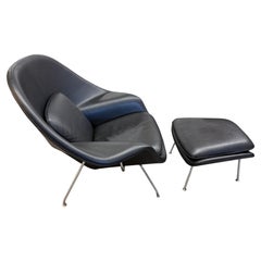 Black Leather Eero Saarinen for Knoll Womb Chair and Ottoman