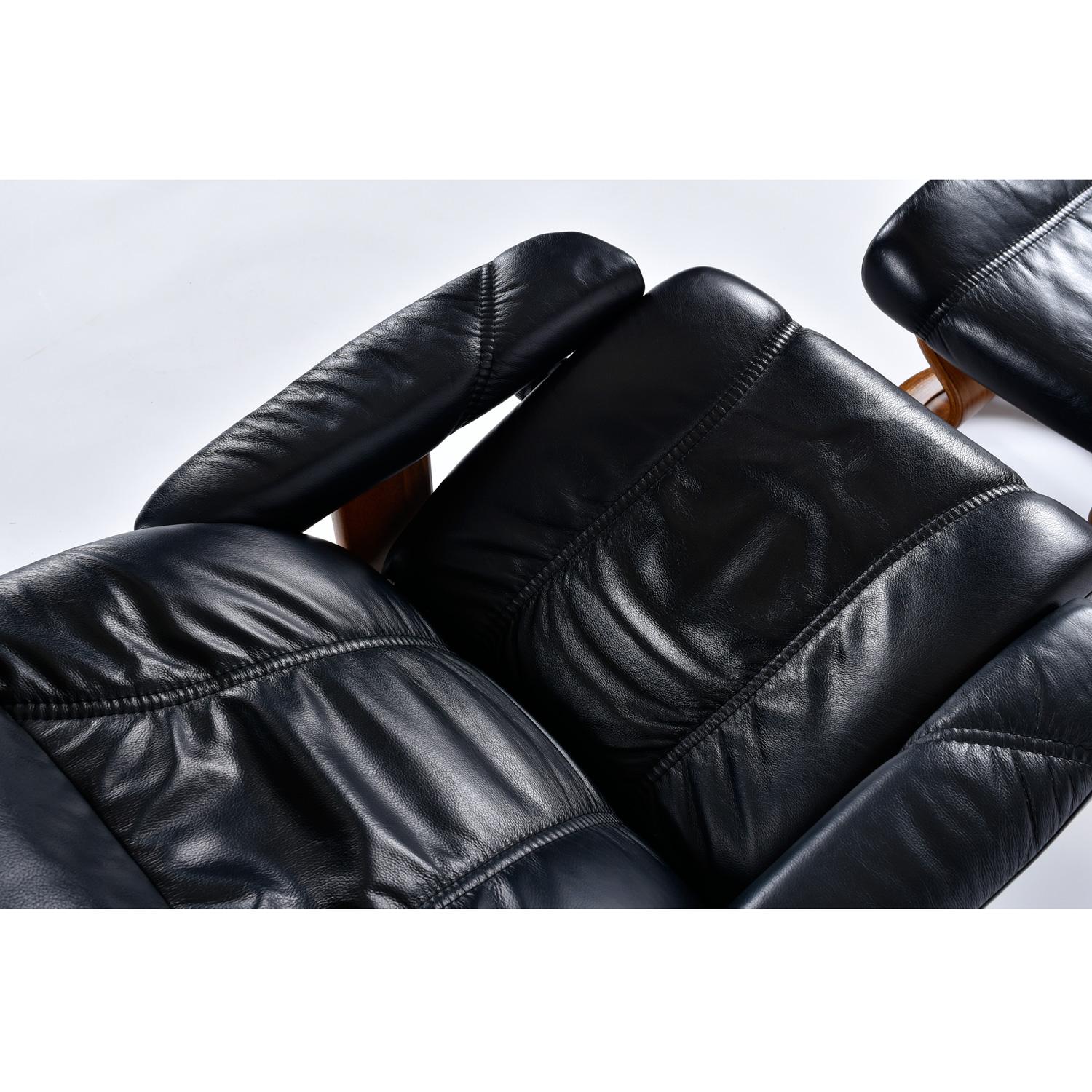 Black Leather Ekornes Stressless Recliner with Ottoman and Telescoping Table 7