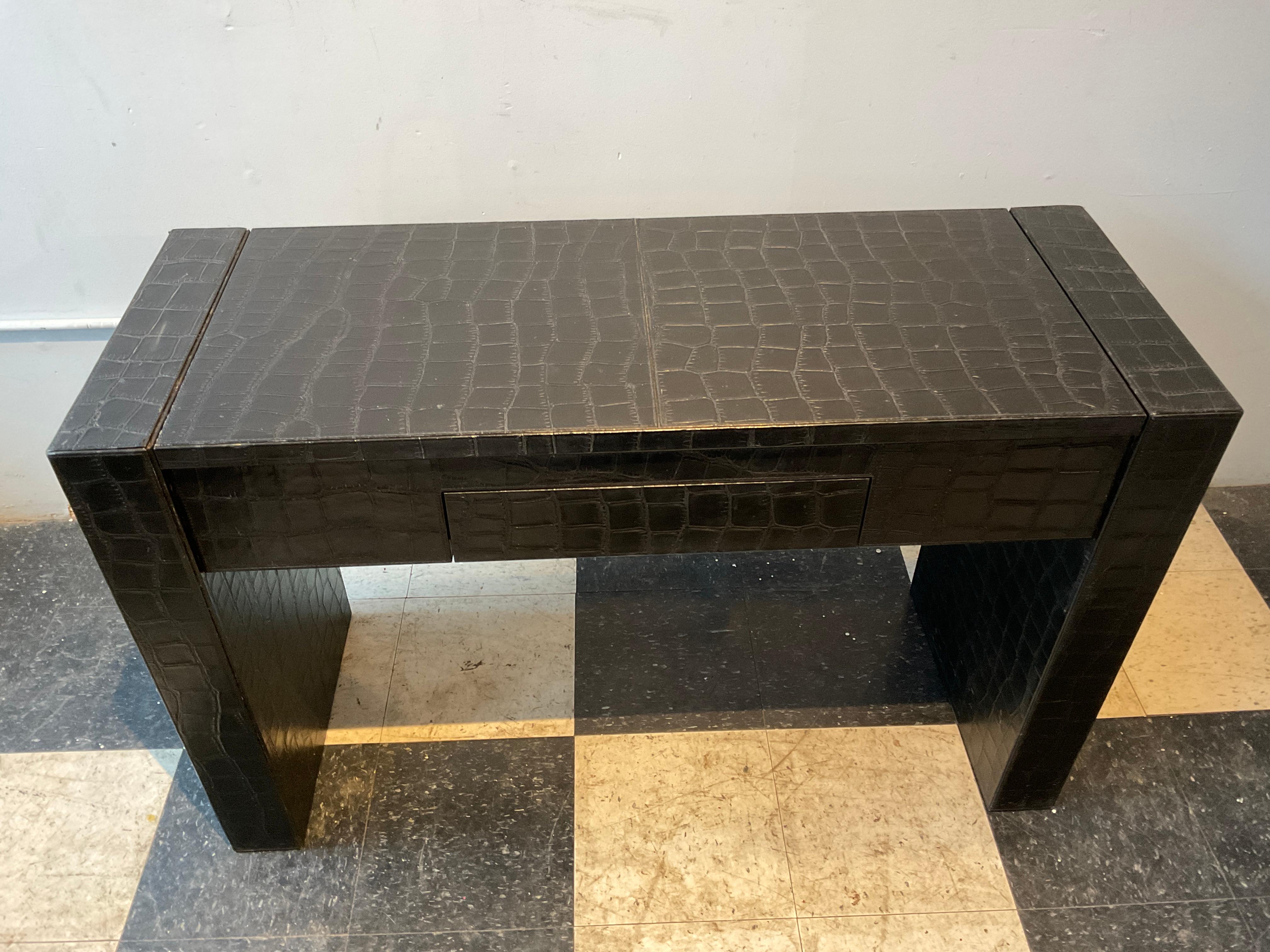 Black Leather, Embossed Croc, Custom Made Vanity In Good Condition For Sale In Tarrytown, NY