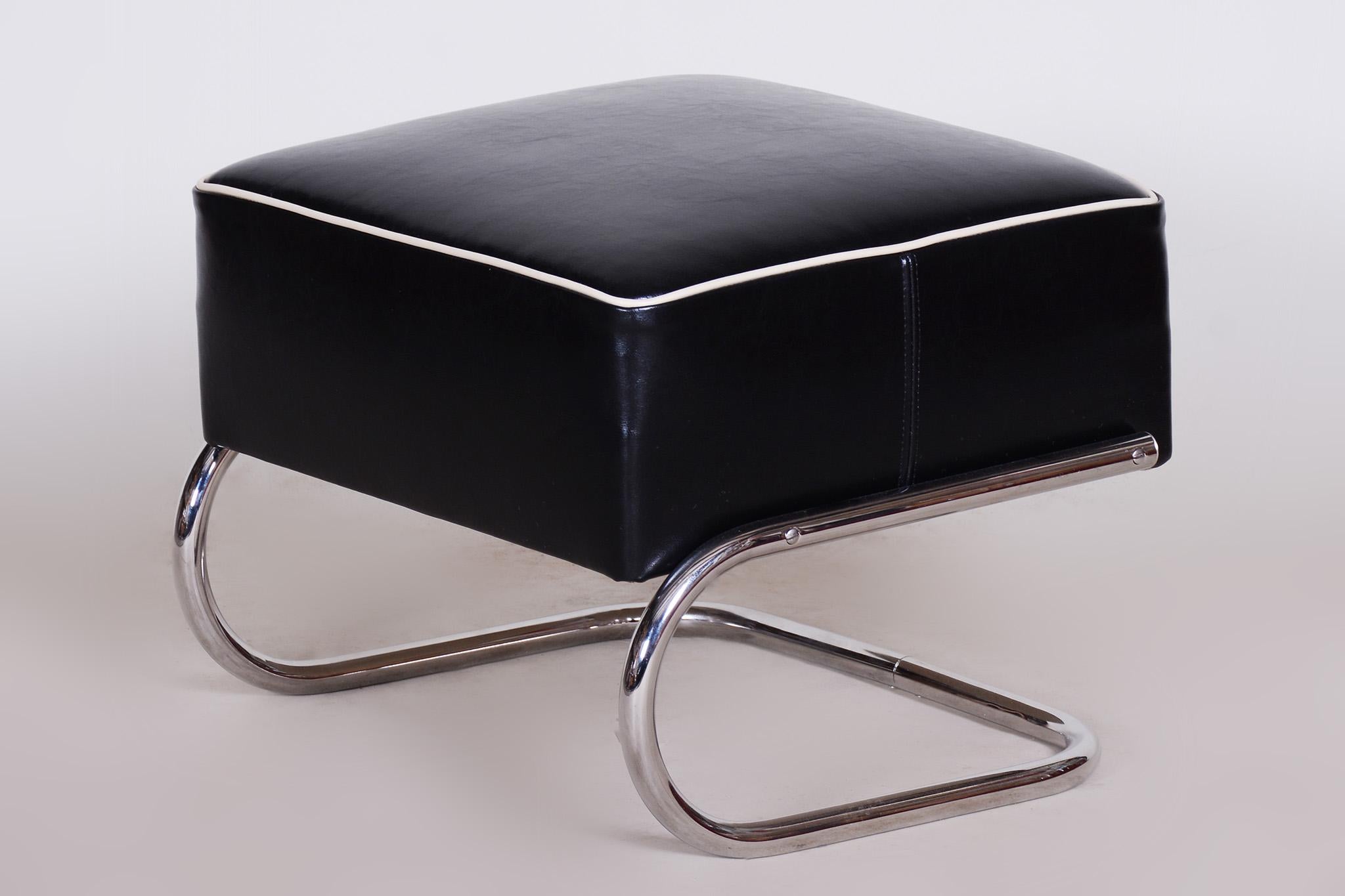Black Leather Foot Stool, 1930s Czechia, Made by Slezák In Good Condition For Sale In Horomerice, CZ