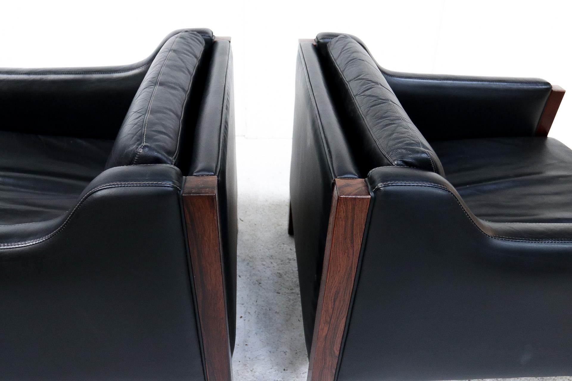 Black Leather Gelderland Armchairs, 1960s 2