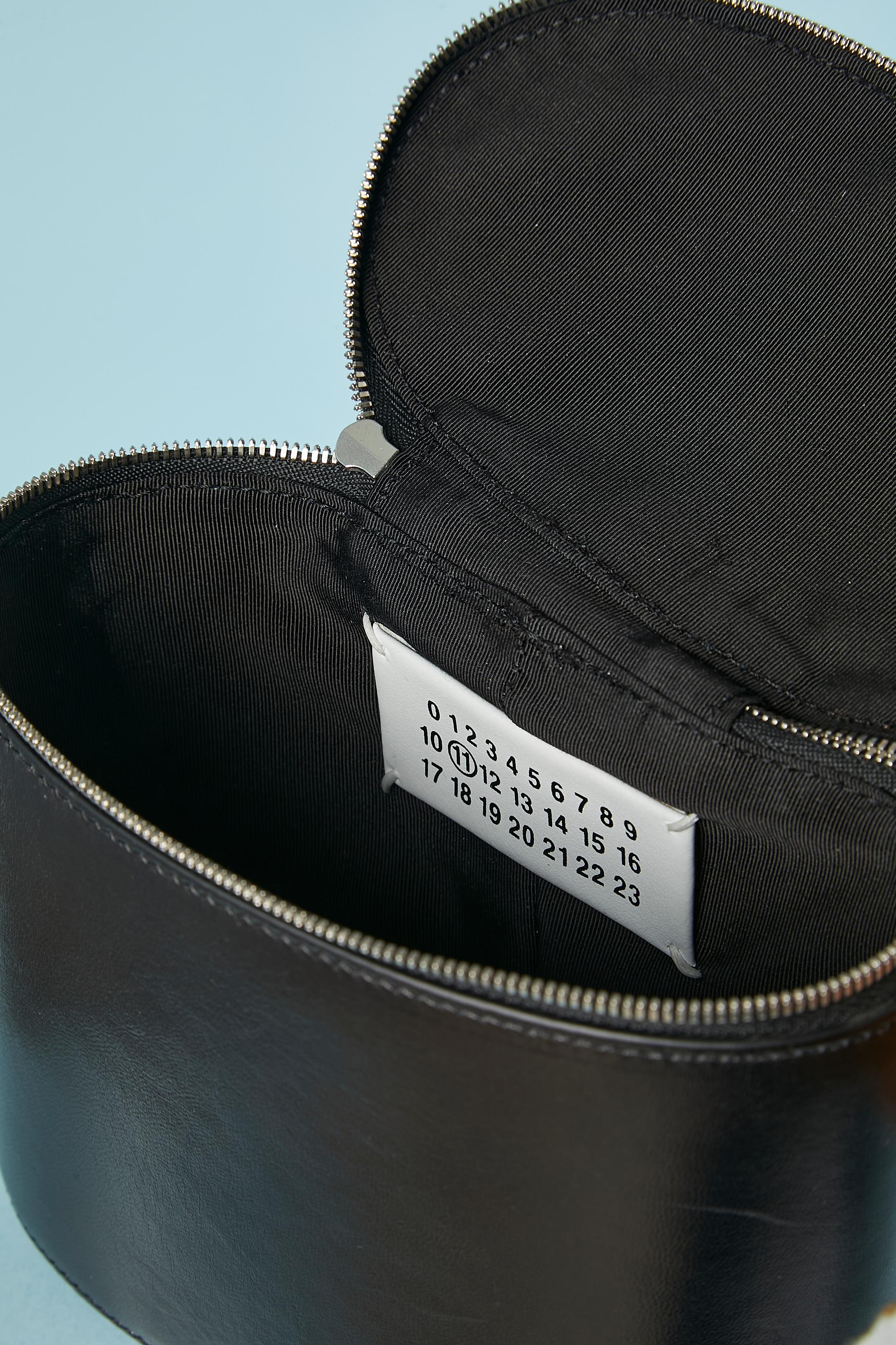 Black leather handbag 