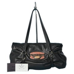 Borsa con manico in pelle nera Prada