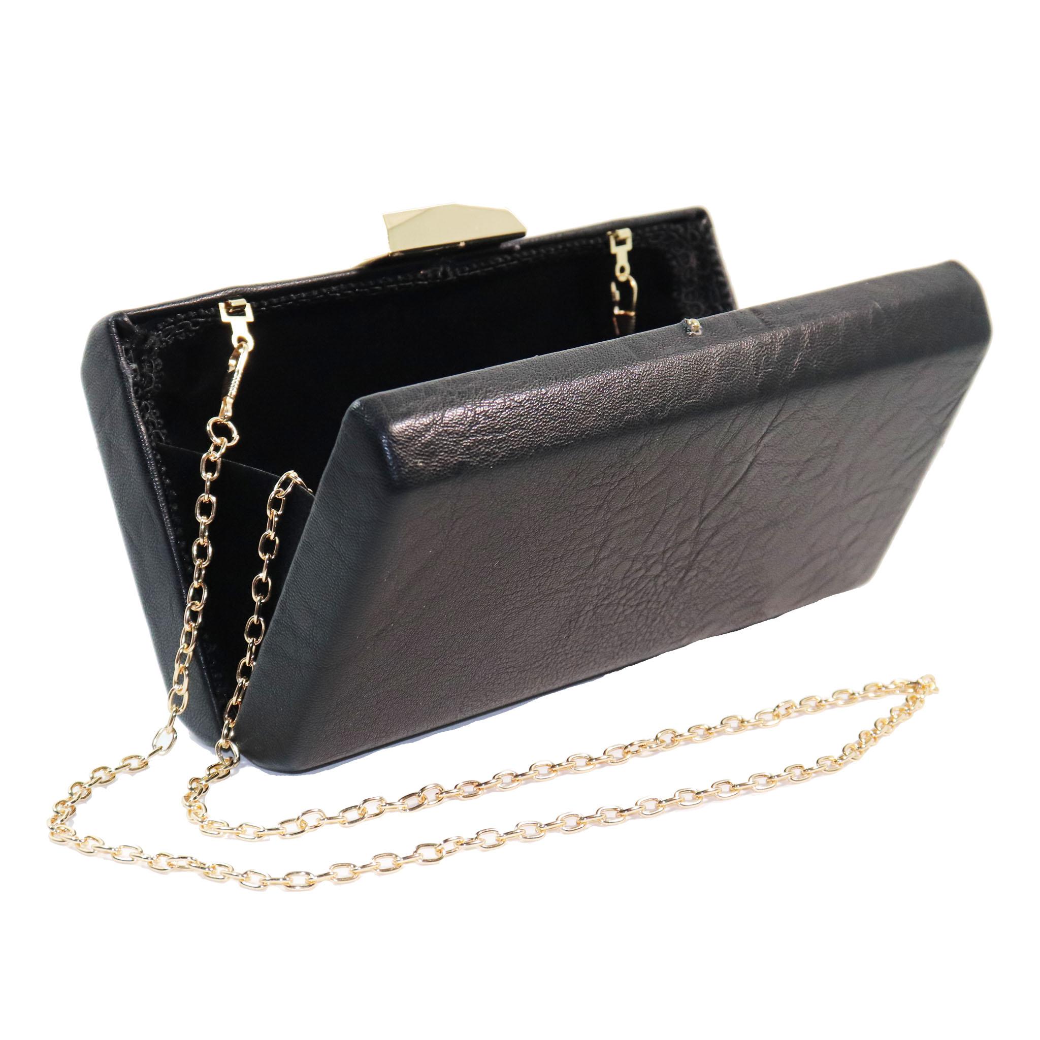 Black Leather Hard Shell Clutch In New Condition In Los Angeles, CA