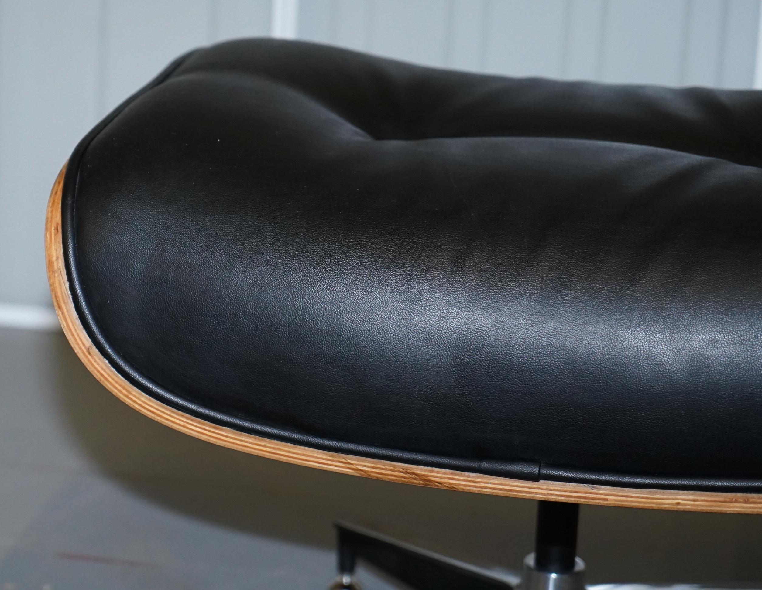 Modern Black Leather Hardwood Ottoman Footstool for Lounge Chairs Nice Look & Feel