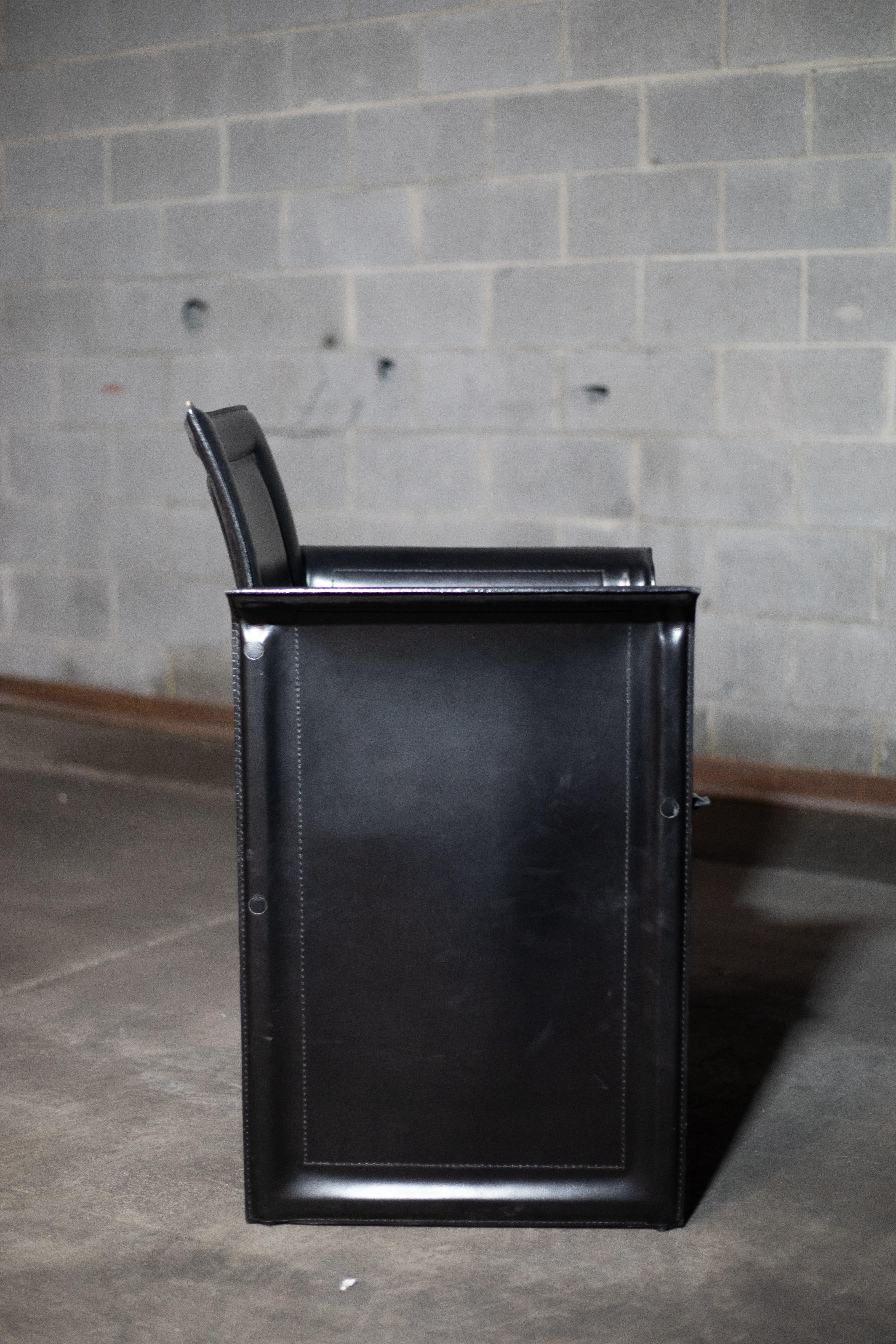 Black Leather Italian Chairs by Arrben (set of 8) In Good Condition For Sale In North Charleston, SC