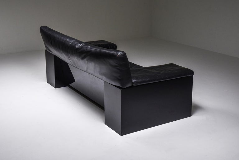 Late 20th Century Black Leather Italian Design Cini Boeri 'Brigadier' Loveseats for Knoll For Sale