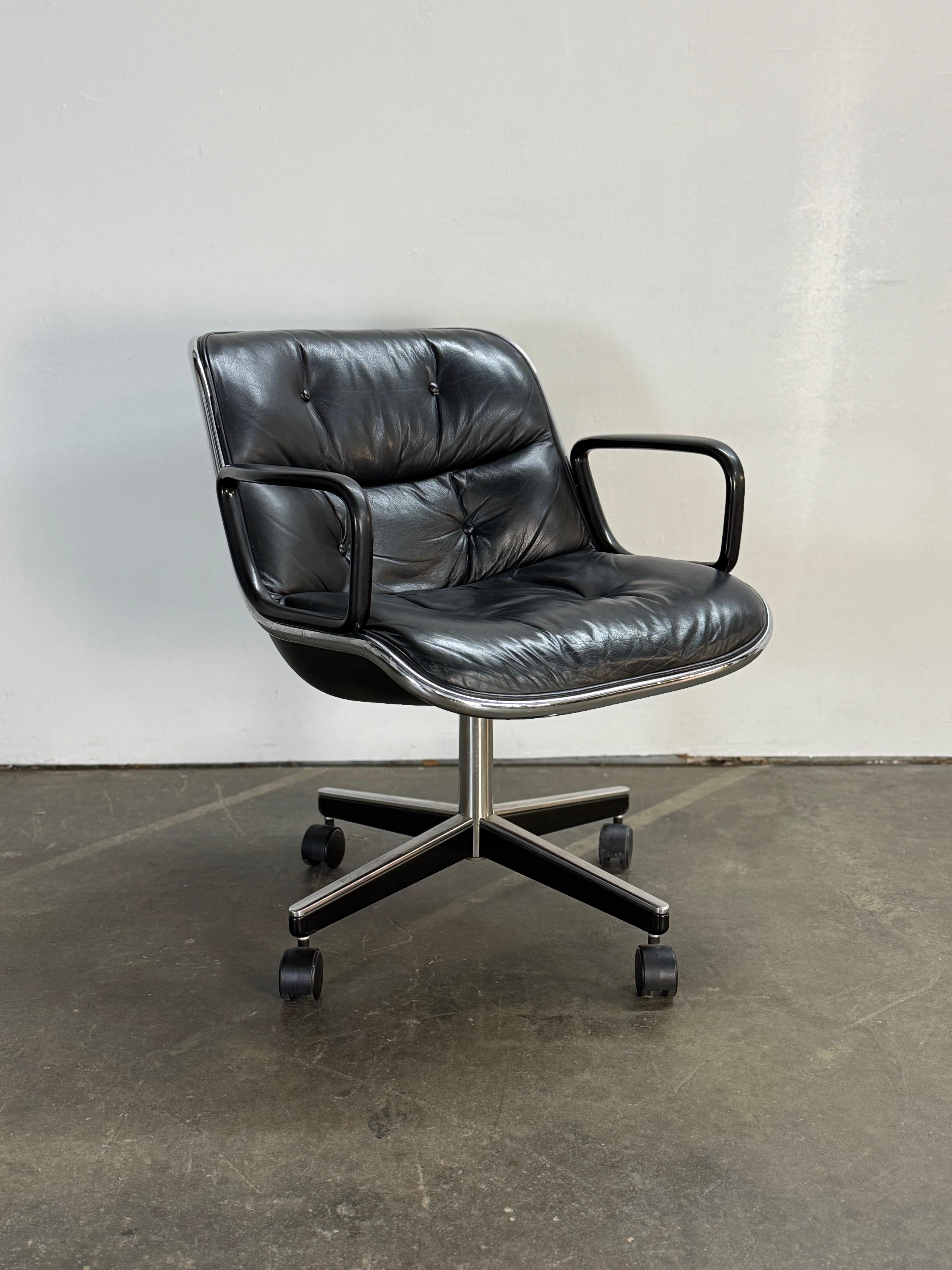 Knoll-Schreibtischstuhl aus schwarzem Leder von Charles Pollock im Angebot 3