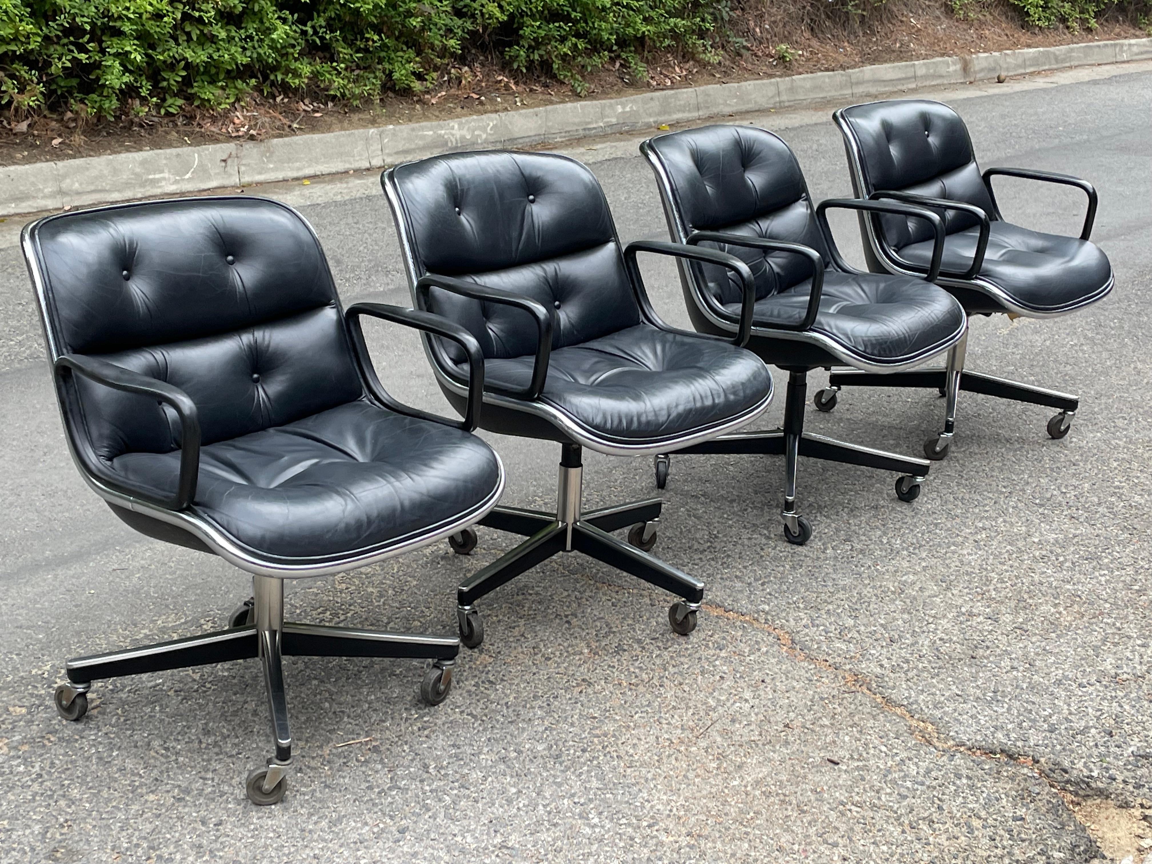 American Black Leather Knoll Pollock Chair. Circa 1980s. For Sale