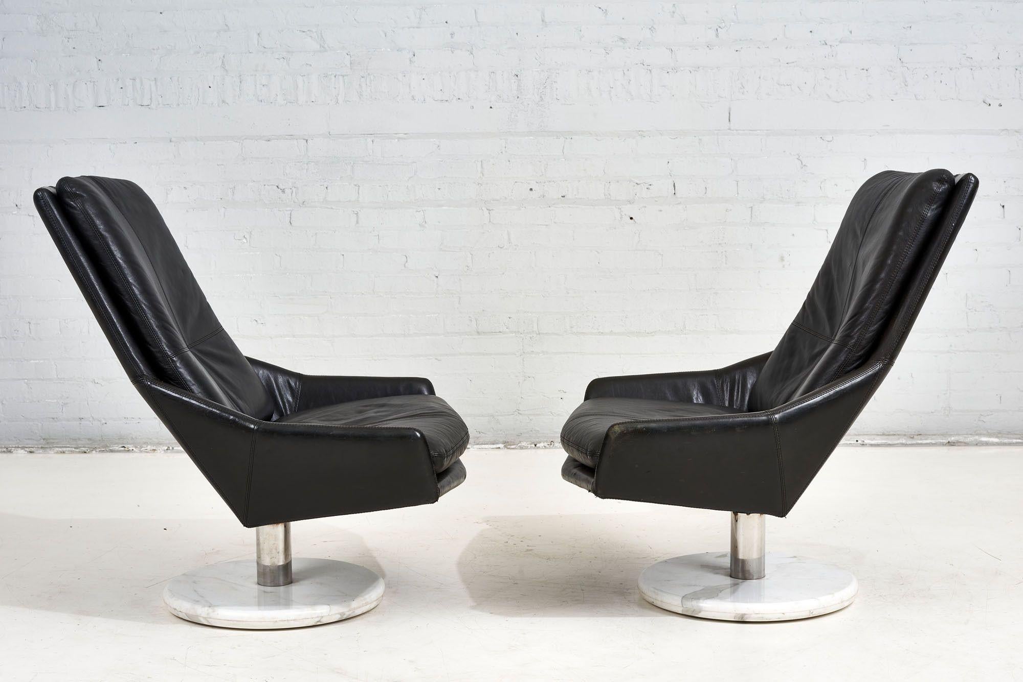 Late 20th Century Black Leather Lounge Chairs with Calacutta Marble Bases, 1970 For Sale