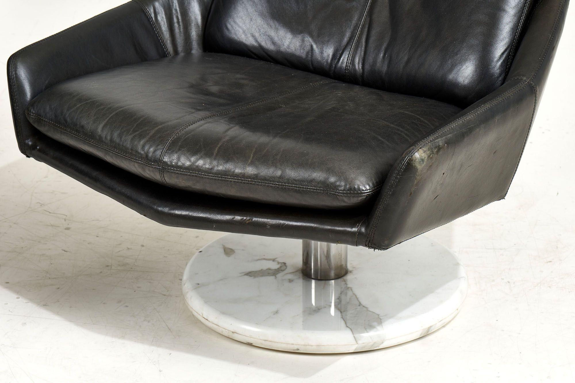 Stainless Steel Black Leather Lounge Chairs with Calacutta Marble Bases, 1970 For Sale