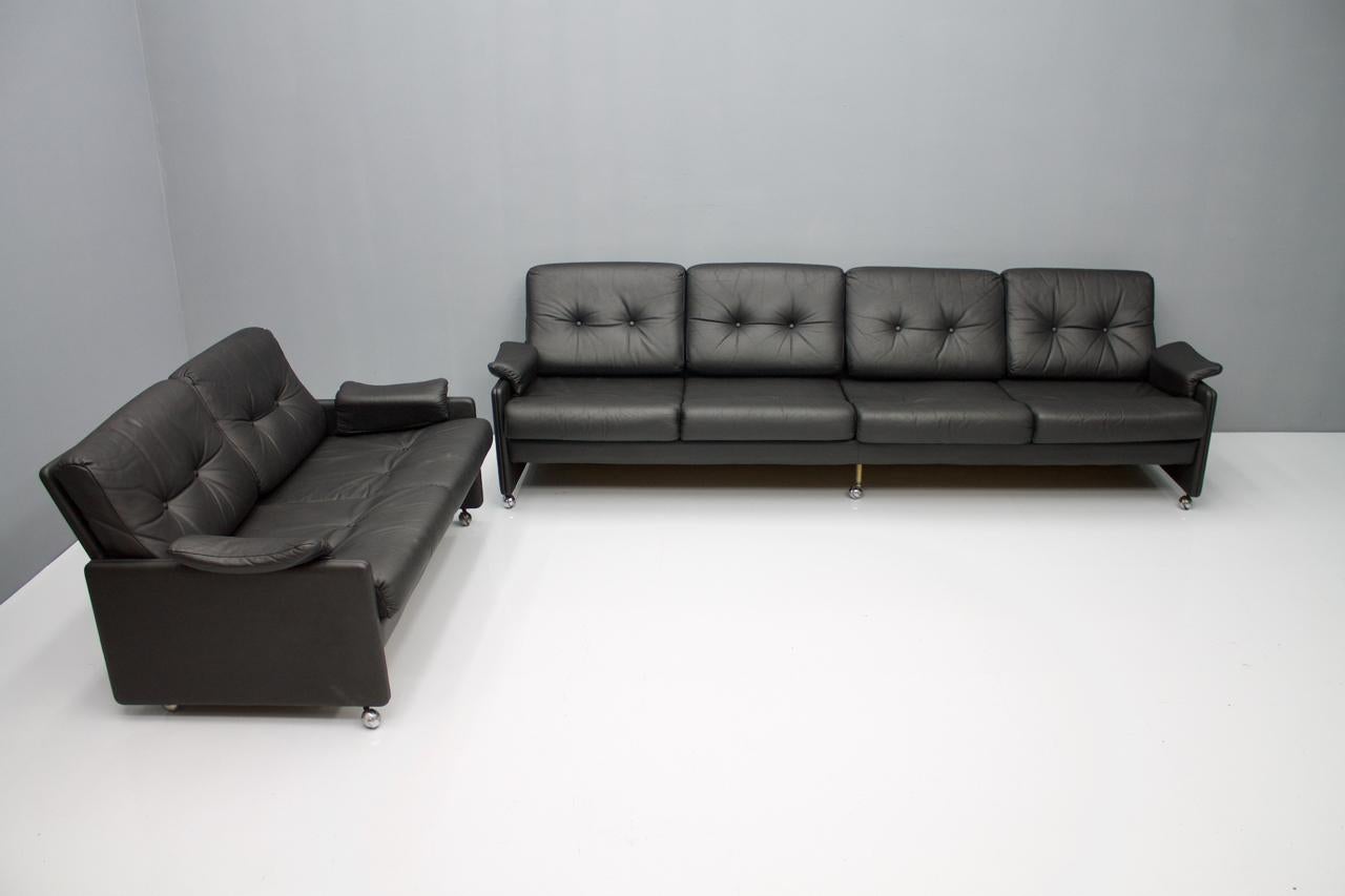 Black Leather Loveseat Sofa, Germany, 1959 For Sale 2