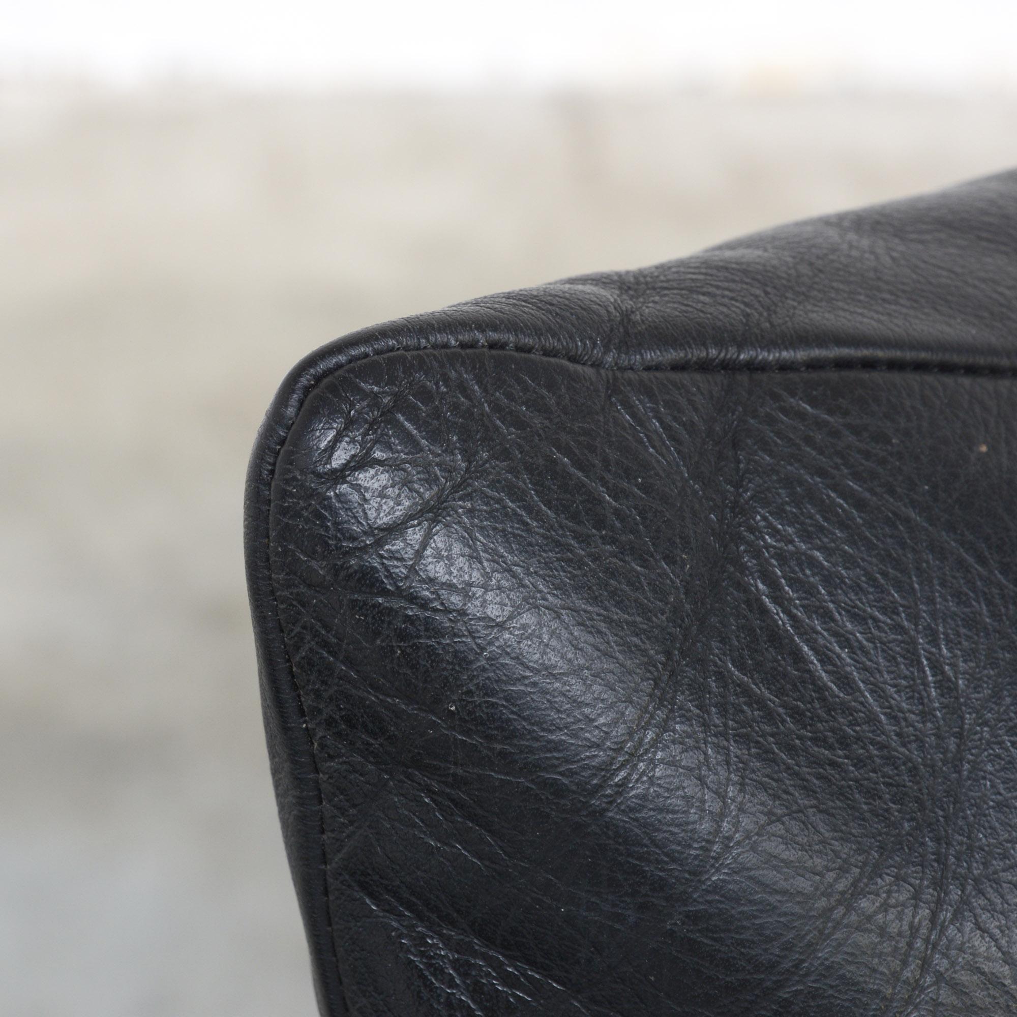 Black Leather Maralunga Easy Chair 3