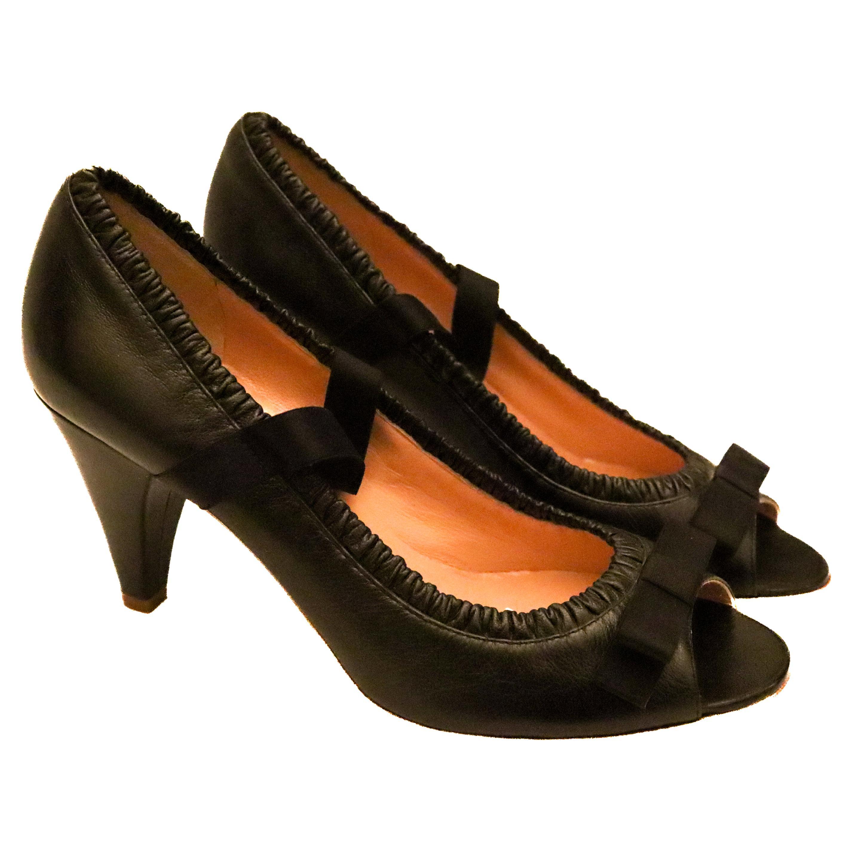 Black Leather Marc Jacobs  Heels For Sale