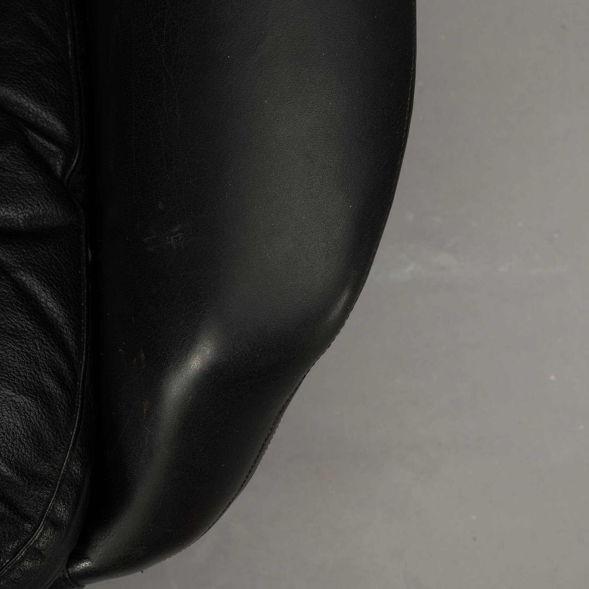 Black Leather Mid-Century Modern Swivel Chair by H.W. Klein for Bramin, 1960s For Sale 9
